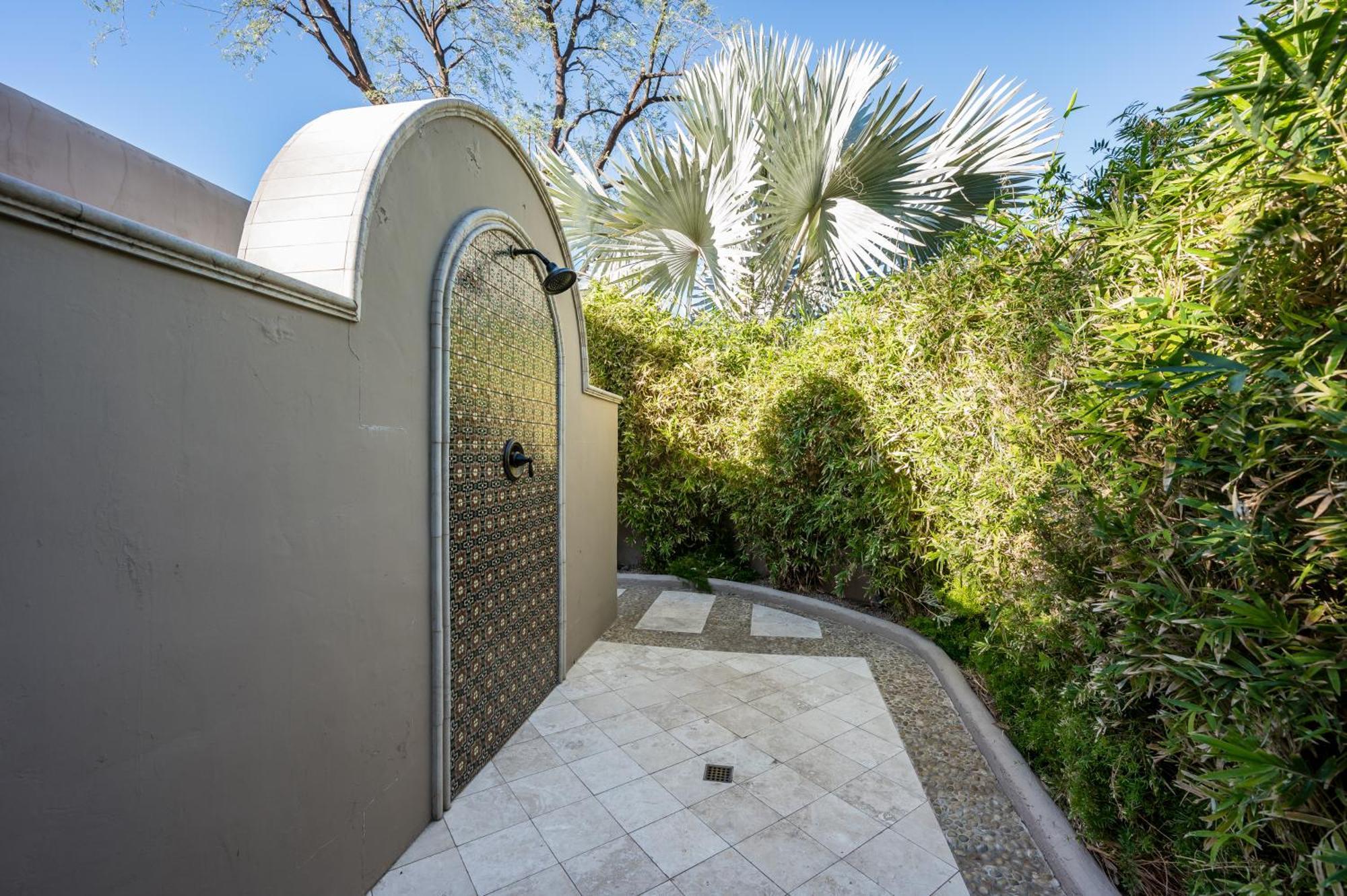 Hacienda Gardens Escape The City-life With A Private Oasis Scottsdale