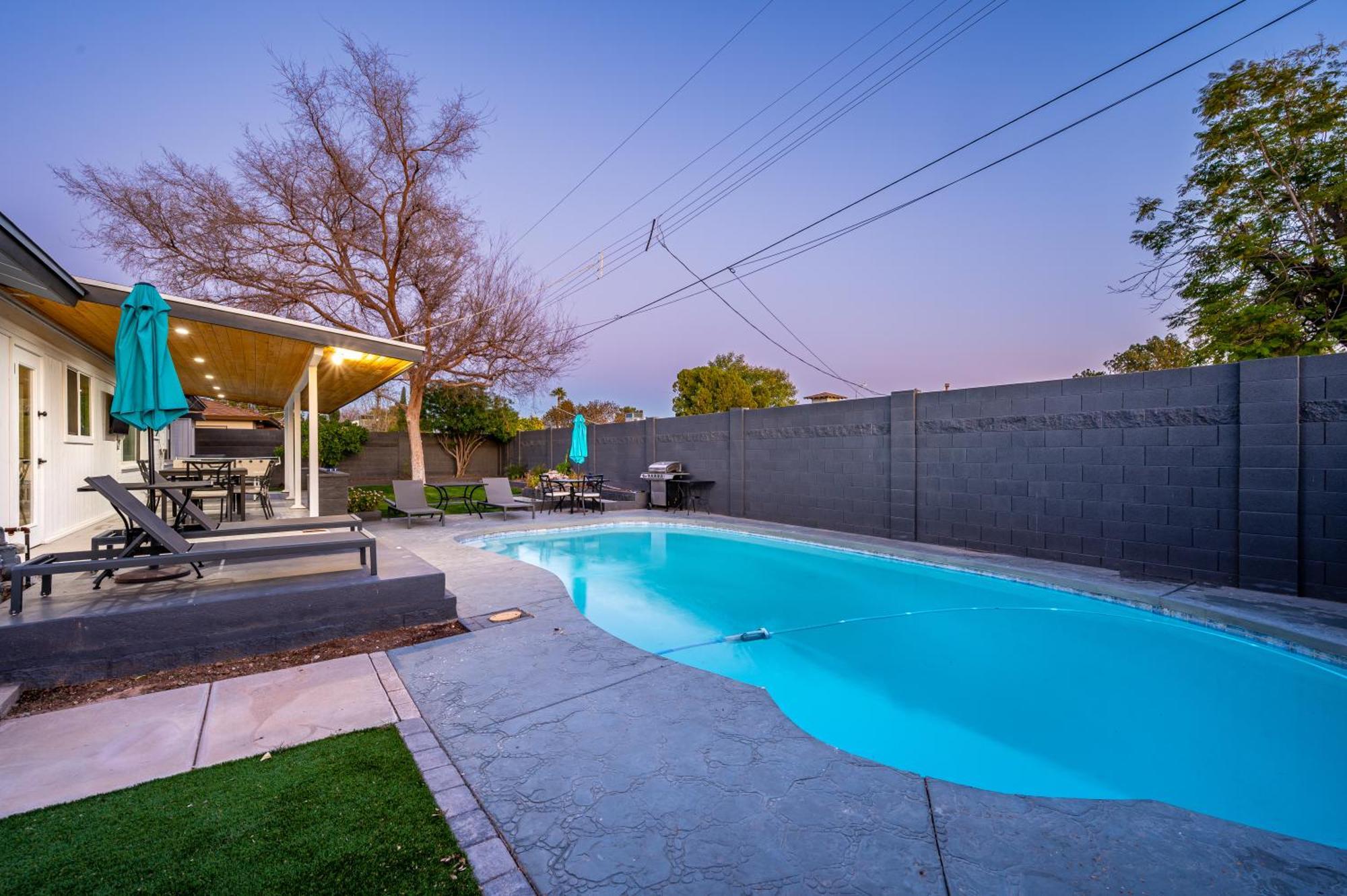 Cambridge By Porter Modern Wheated Pool Near El Dorado Park In Holiday home Scottsdale
