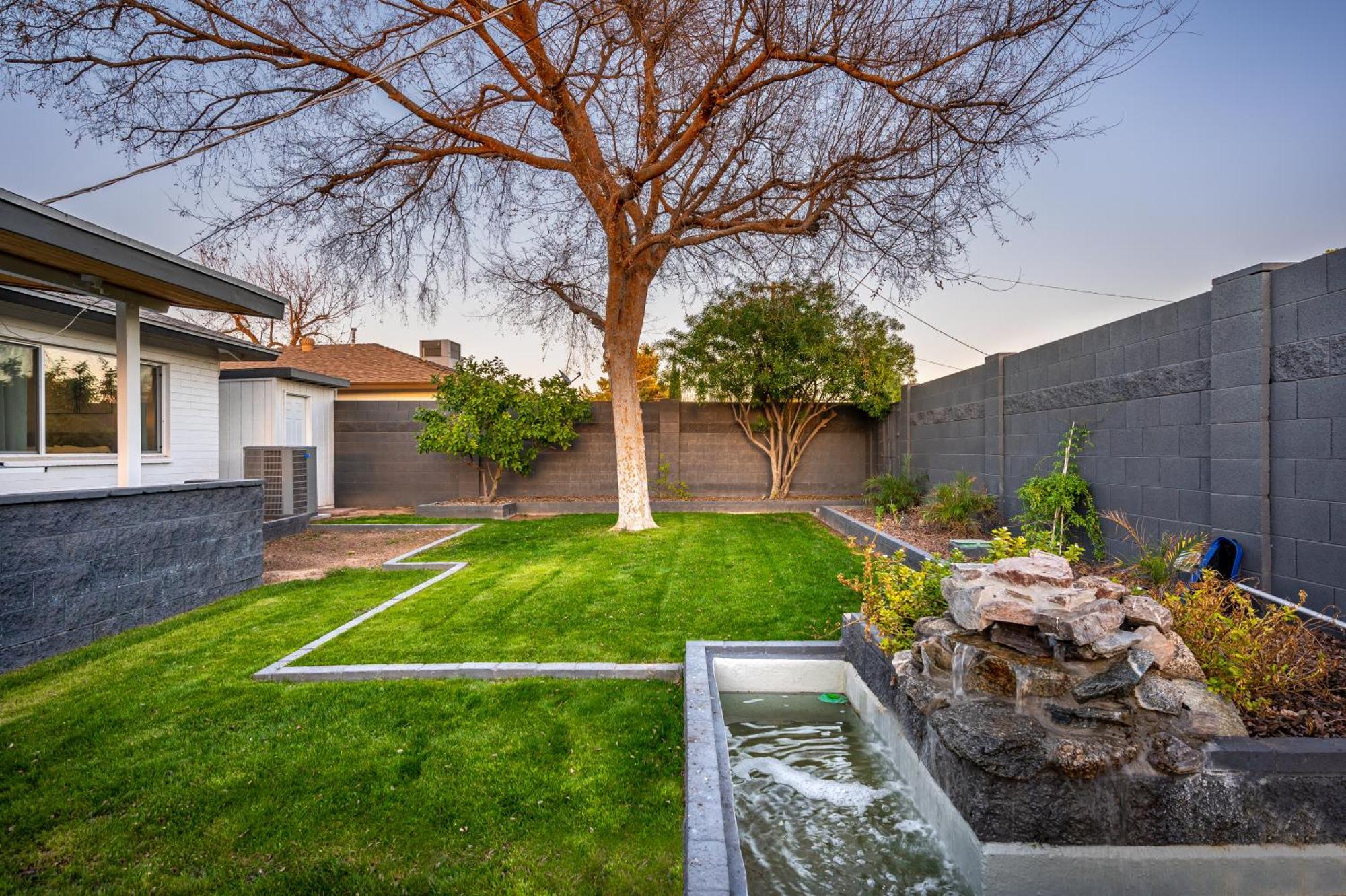 Cambridge By Porter Modern Wheated Pool Near El Dorado Park In Scottsdale