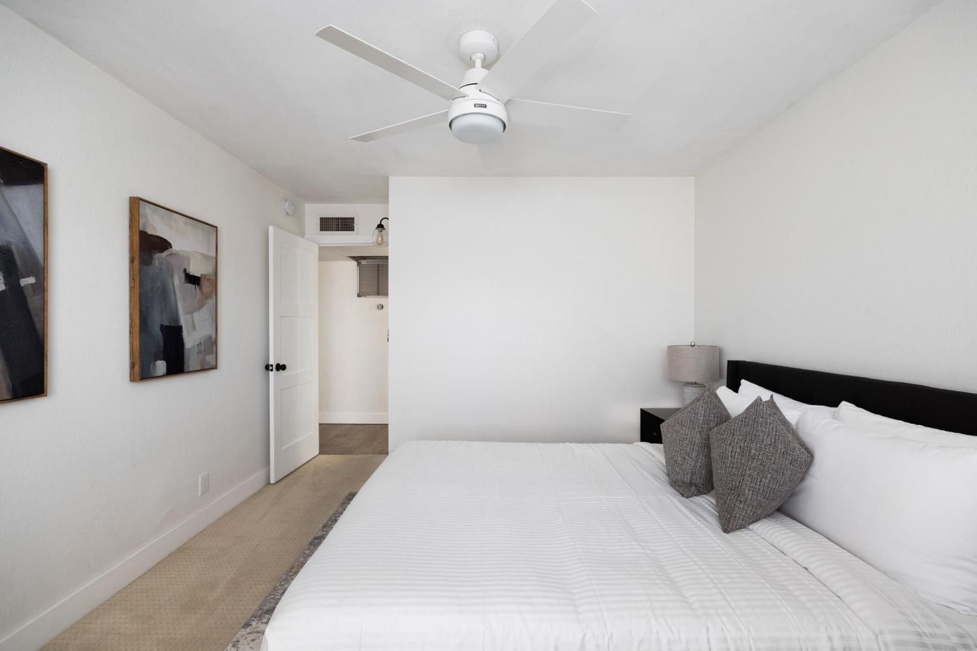 Holiday home Theater Swimming And Large Backyard At Adobe Modern. Nearby High-end Experiences And Golf Course *