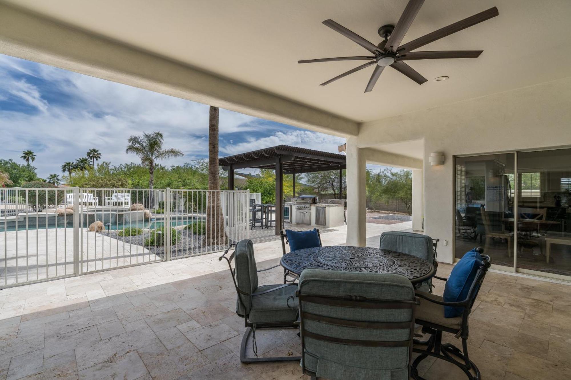 Holiday home Pickleball Cornhole Basketball Court Tons Of Space At Paradise Heights Retreat *