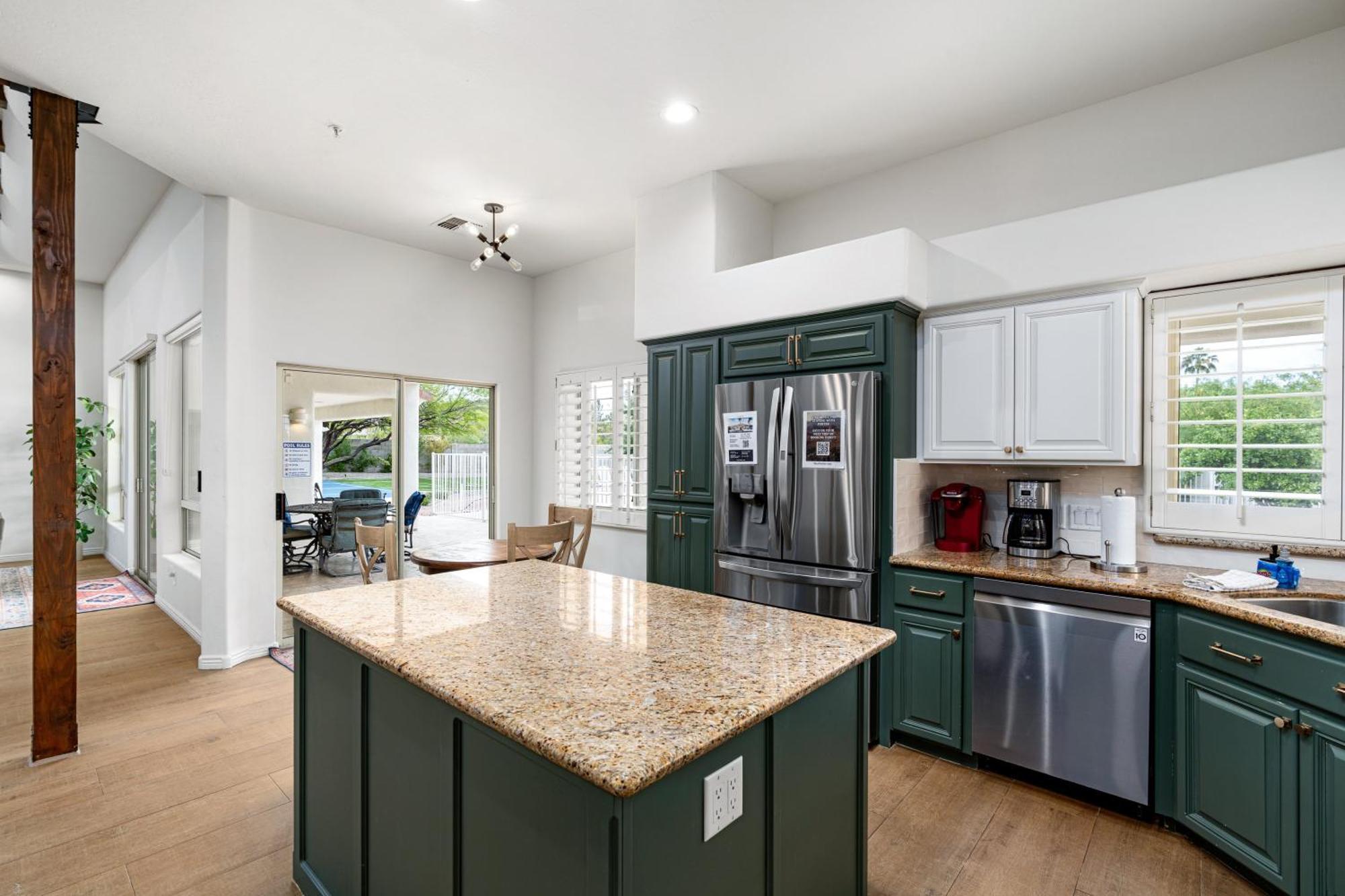Holiday home Pickleball Cornhole Basketball Court Tons Of Space At Paradise Heights Retreat
