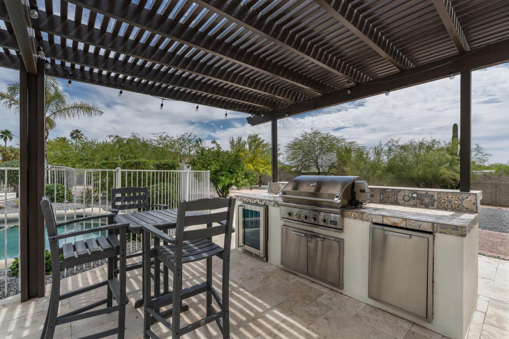 Pickleball Cornhole Basketball Court Tons Of Space At Paradise Heights Retreat Holiday home *