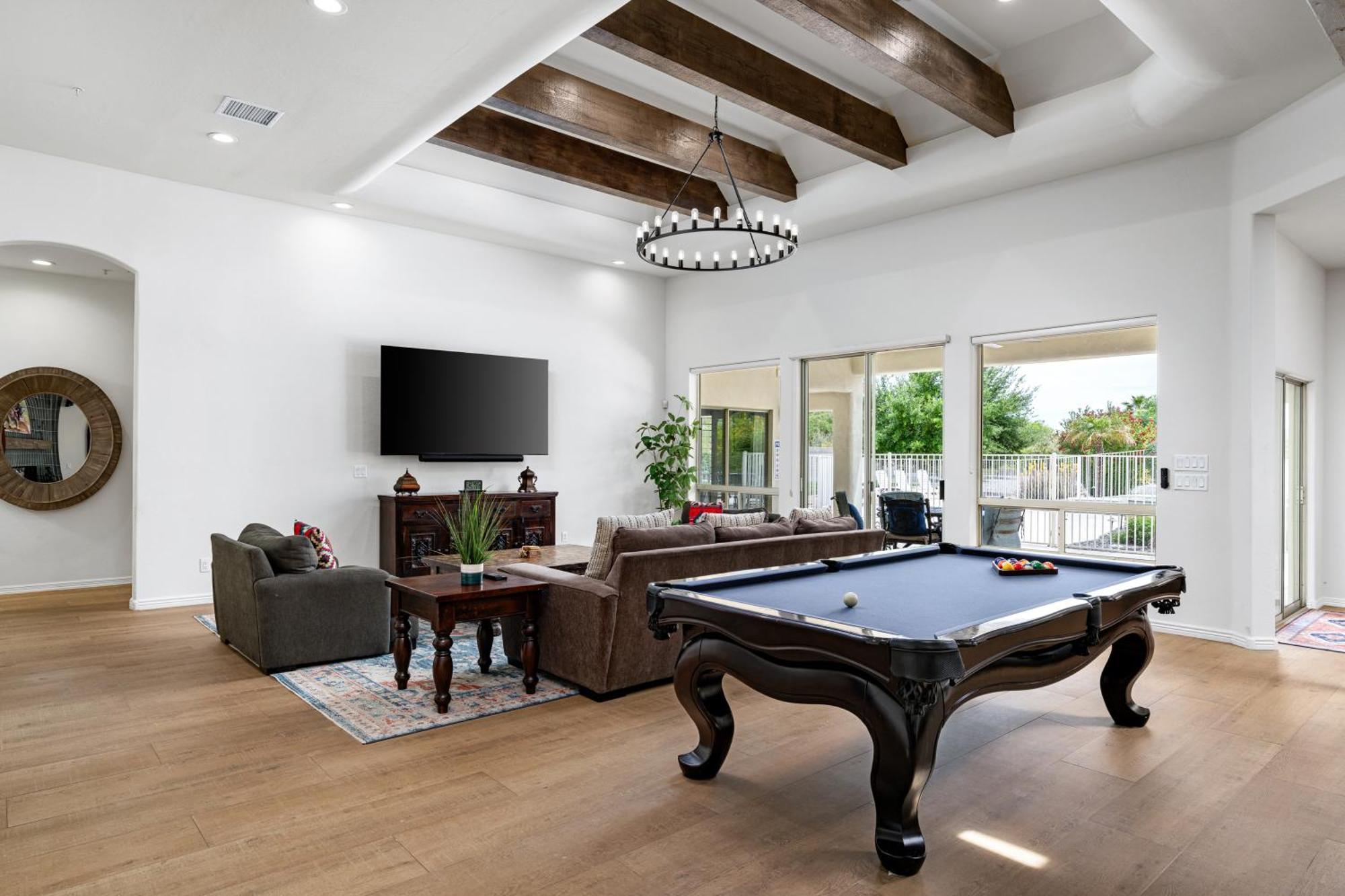 Holiday home Pickleball Cornhole Basketball Court Tons Of Space At Paradise Heights Retreat