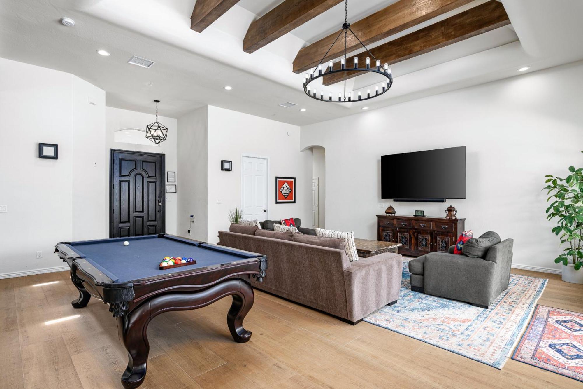 Pickleball Cornhole Basketball Court Tons Of Space At Paradise Heights Retreat Scottsdale
