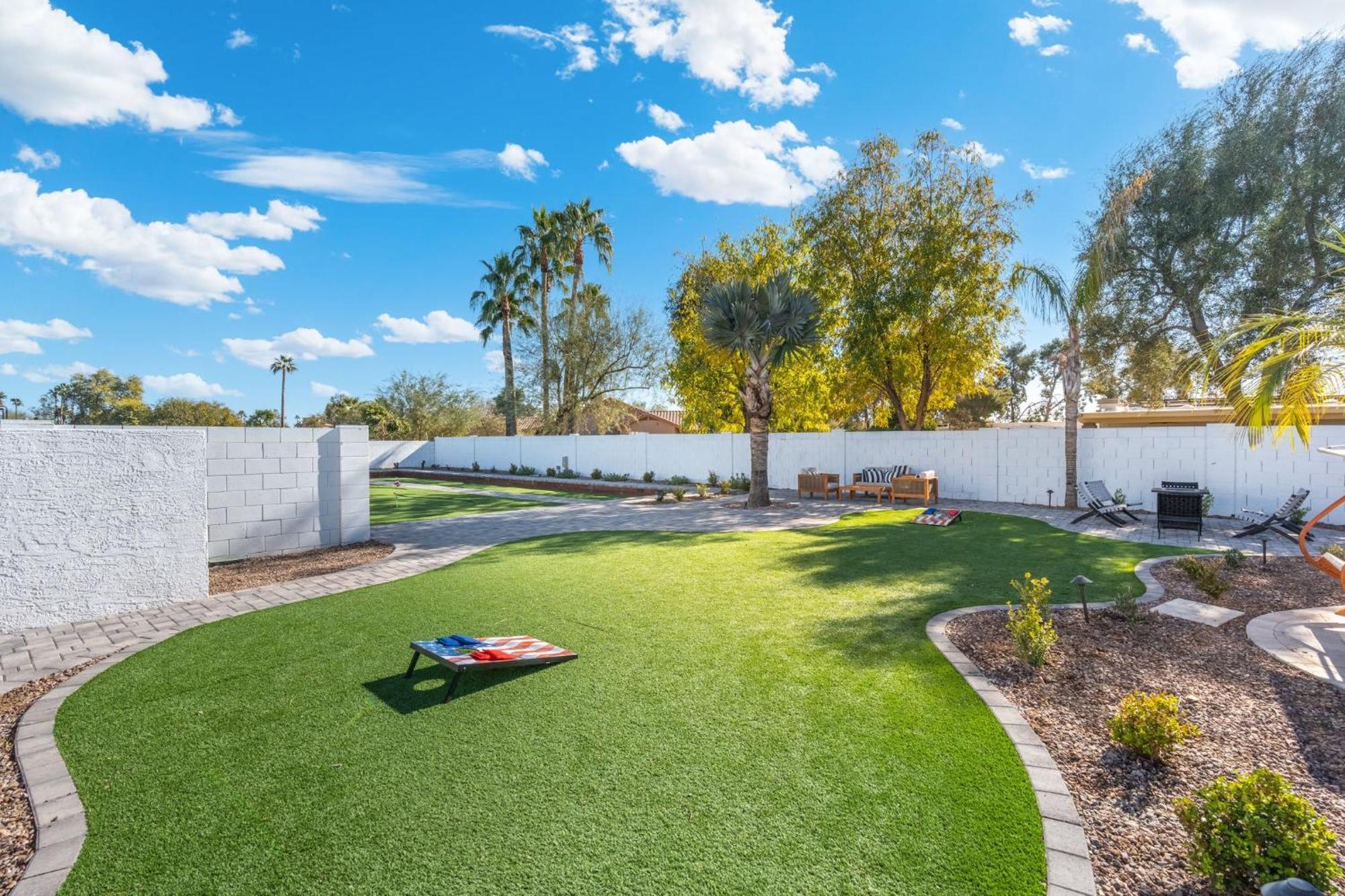 Holiday home Entertainers Retreat Pickleball Bocce Pool Putt Grn Scottsdale