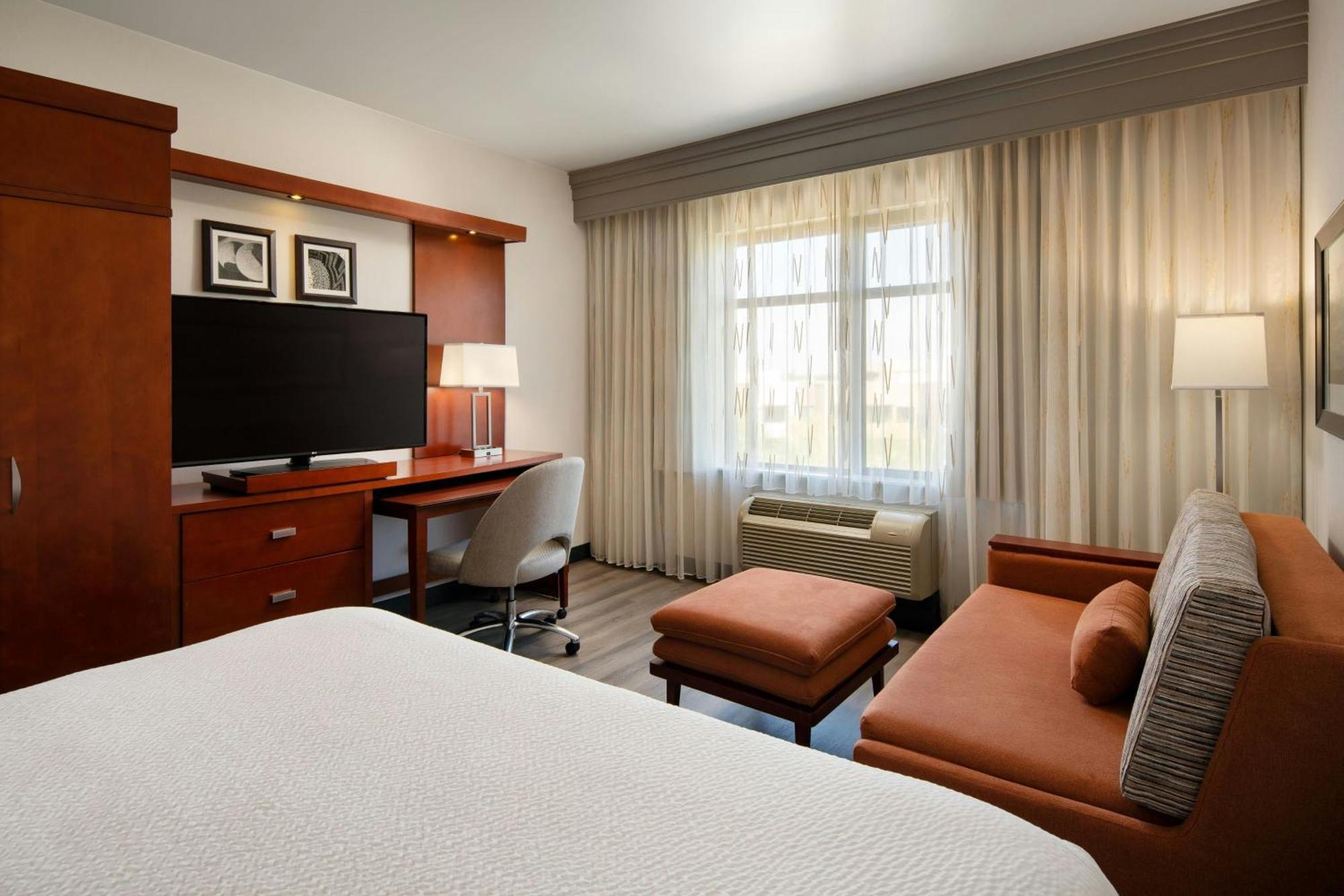 Courtyard By Marriott Salt River Hotel Scottsdale