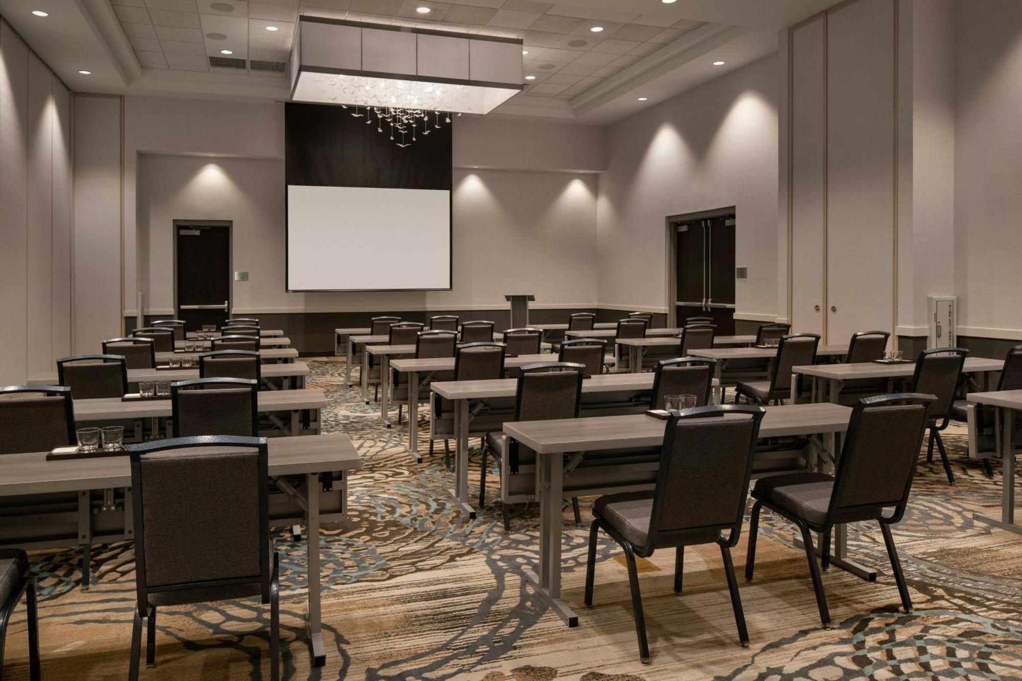 Hotel Courtyard By Marriott Salt River 3*