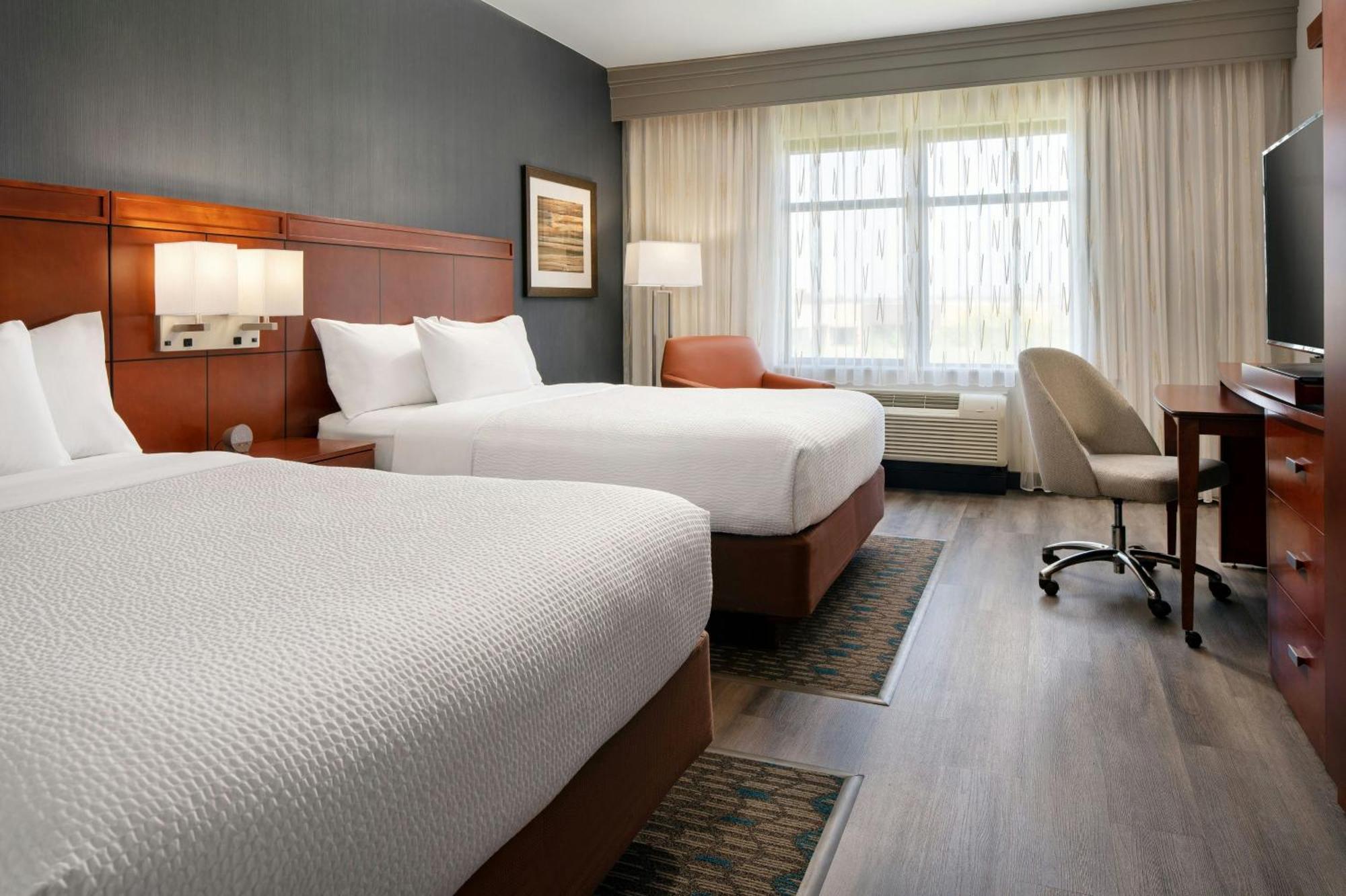 Courtyard By Marriott Salt River Scottsdale