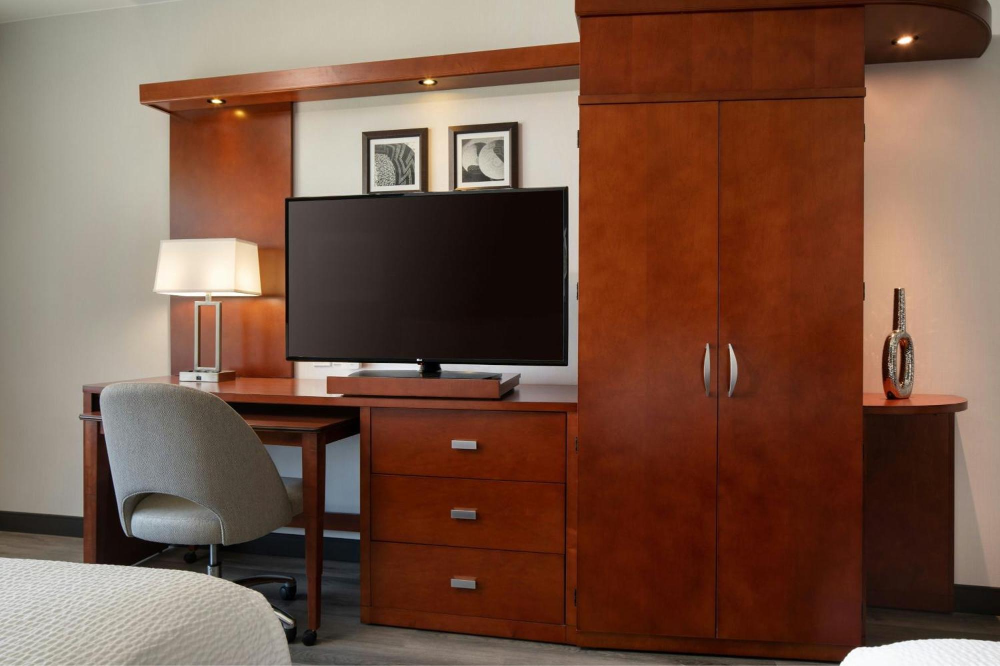 Courtyard By Marriott Salt River 3*