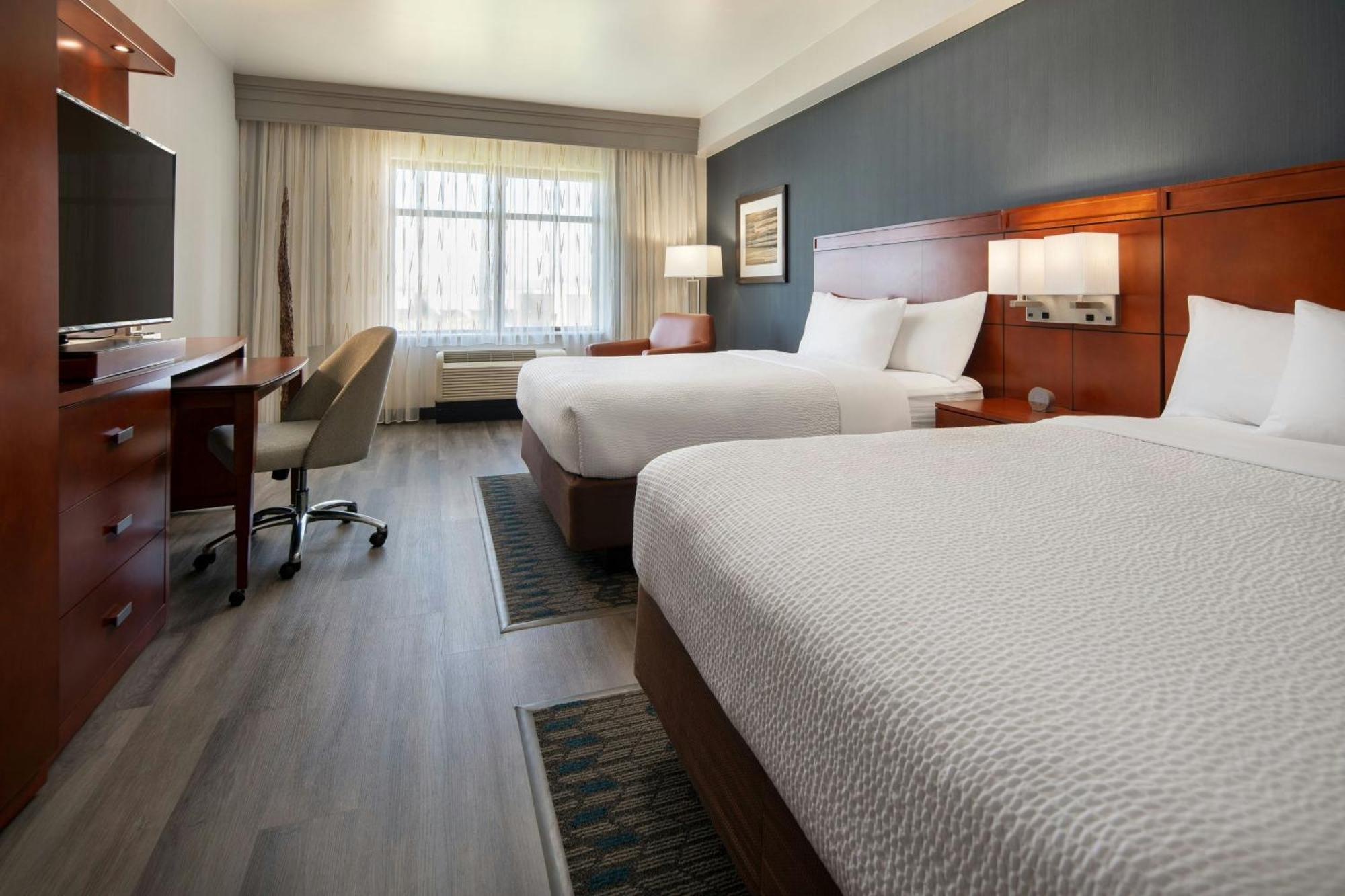 Courtyard By Marriott Salt River 3*