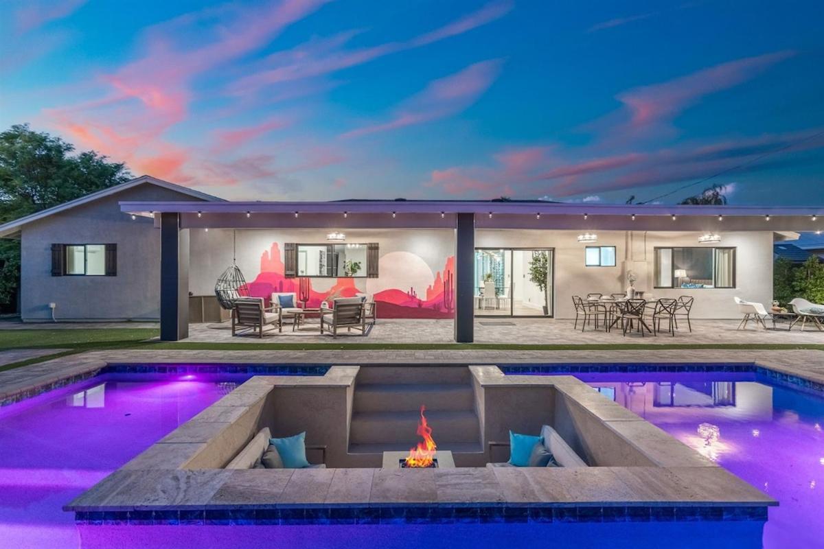Luxury Retreat, Heated Pool, Mini Golf And Old Town Holiday home Scottsdale
