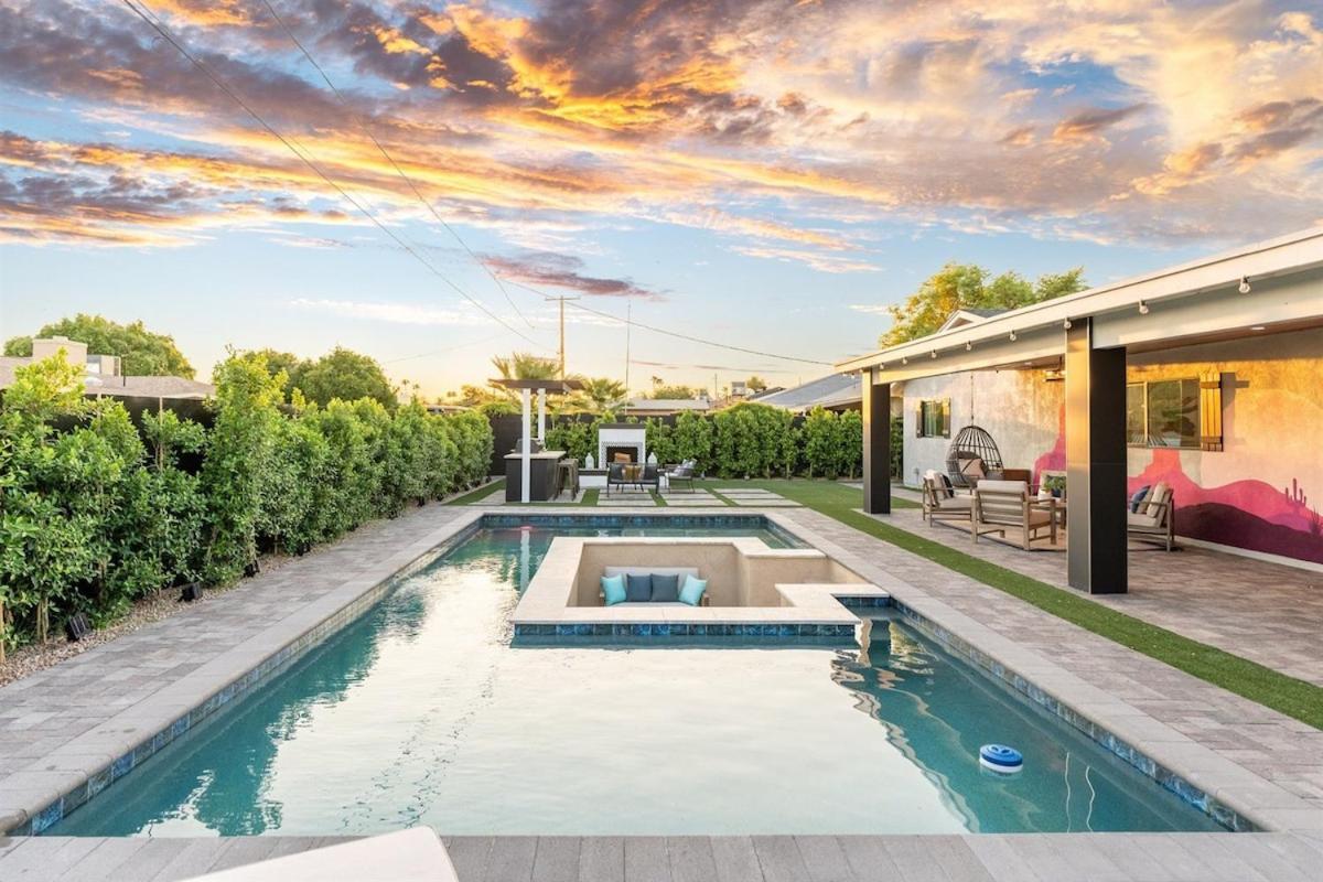 Luxury Retreat, Heated Pool, Mini Golf And Old Town