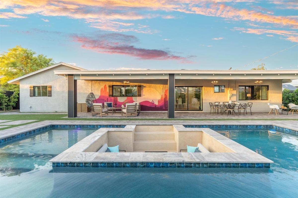 Luxury Retreat, Heated Pool, Mini Golf And Old Town