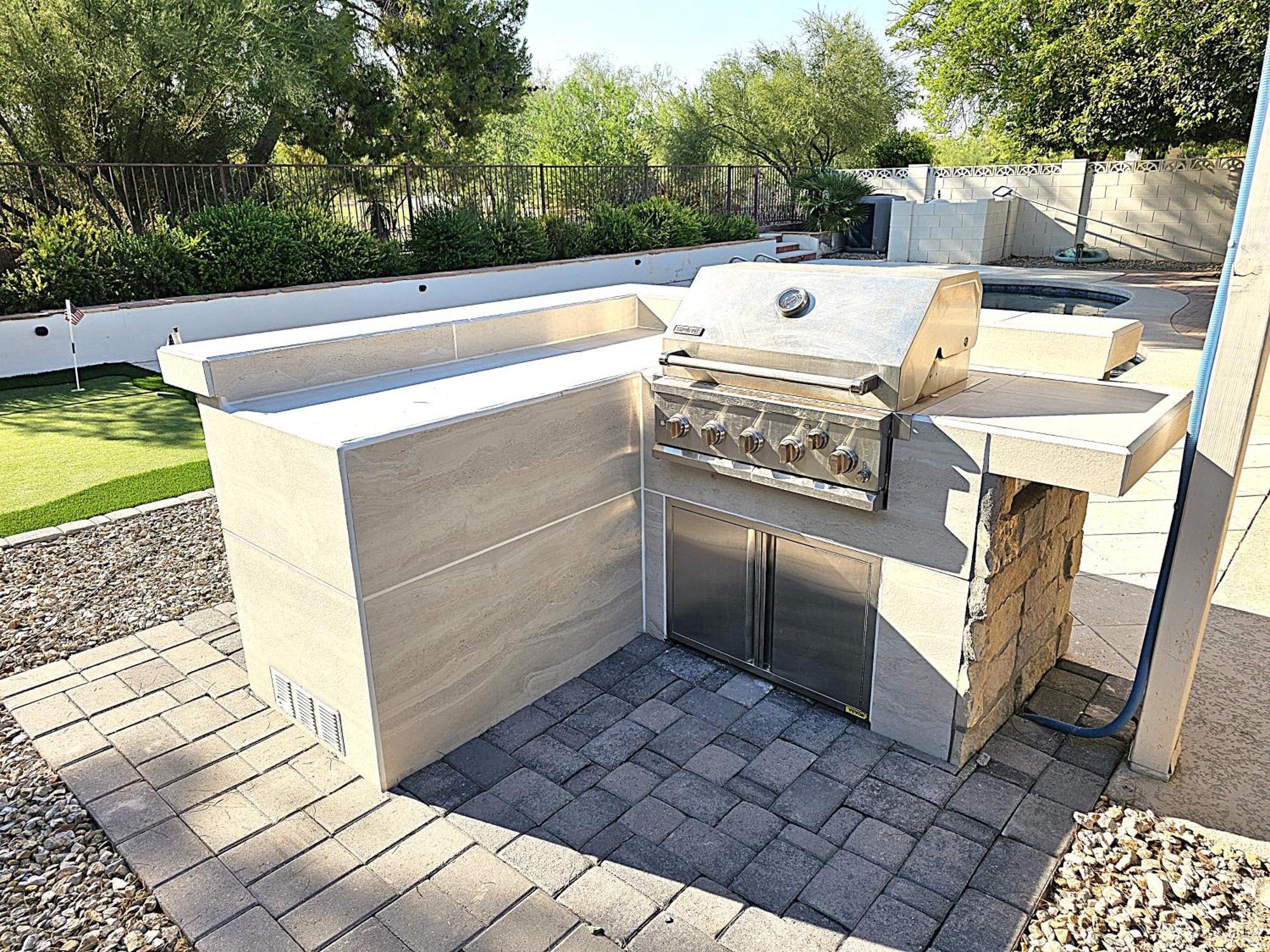 Holiday home Chaparral Dog Park, Heated Pool, Billiards, Ping Pong, Fees! Scottsdale