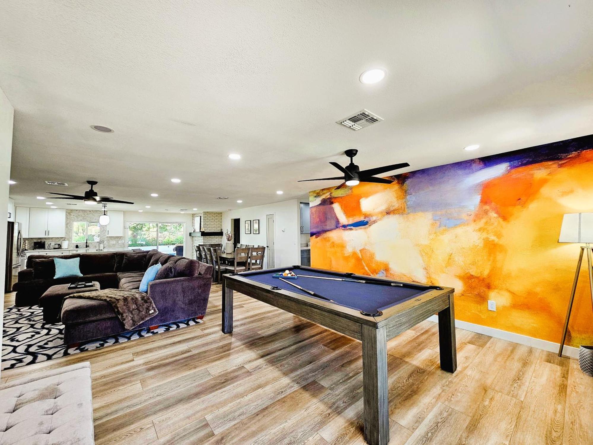 Chaparral Dog Park, Heated Pool, Billiards, Ping Pong, Fees! Holiday home