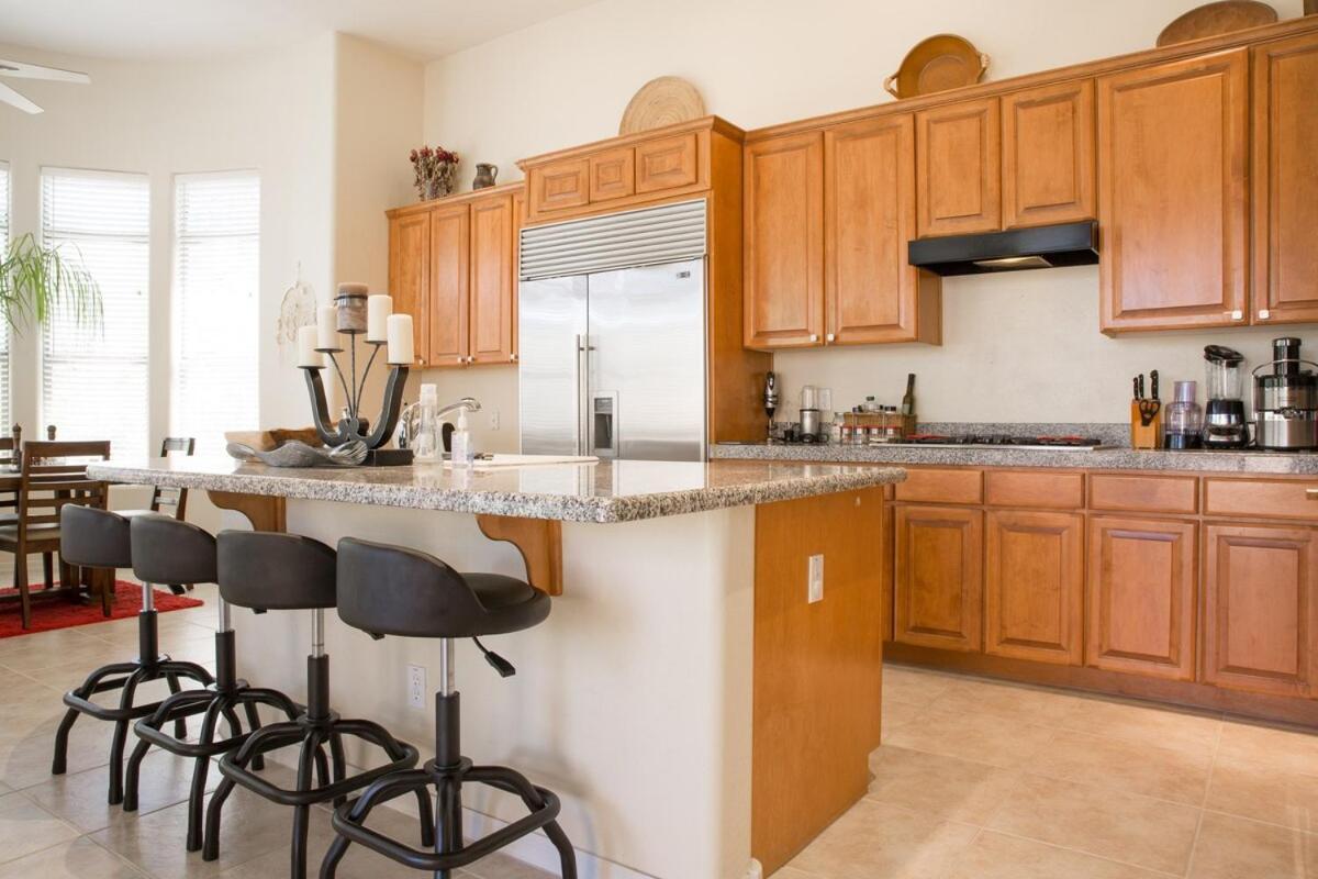 Luxury-3 Bed-two Full Master-best Location Holiday home Scottsdale