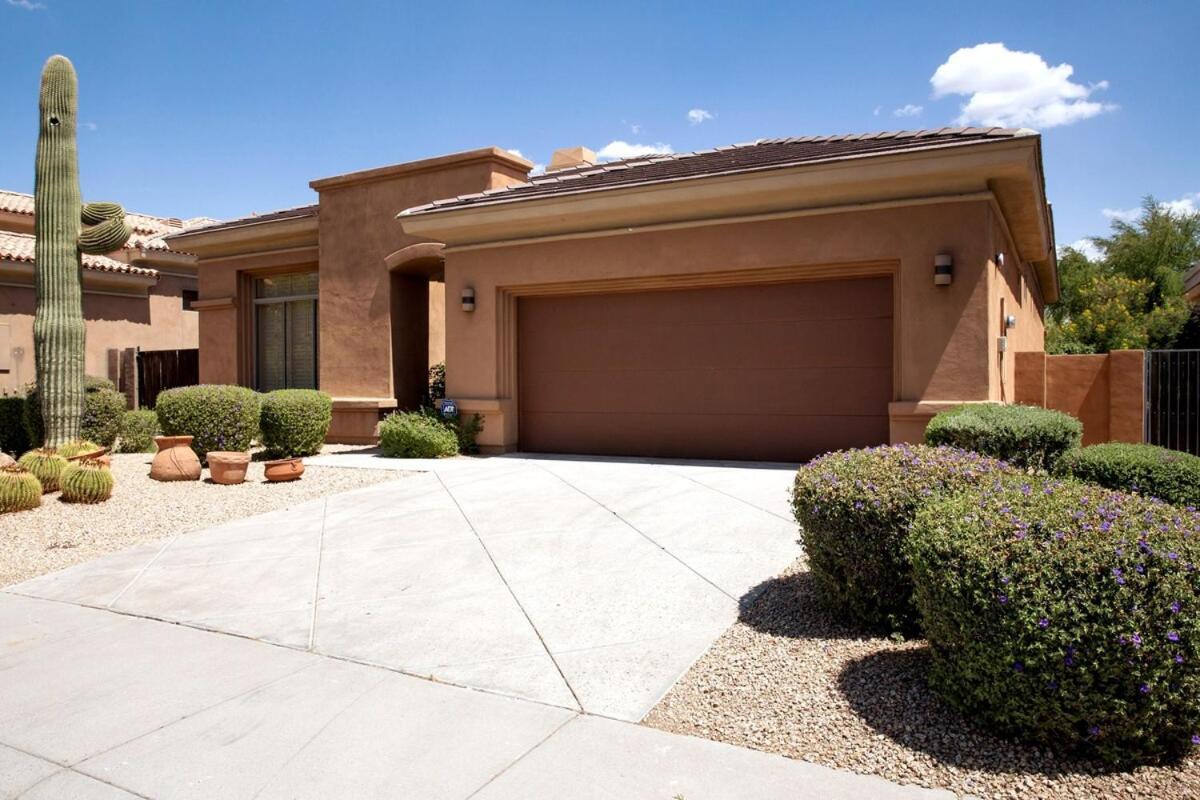 Luxury-3 Bed-two Full Master-best Location Holiday home *