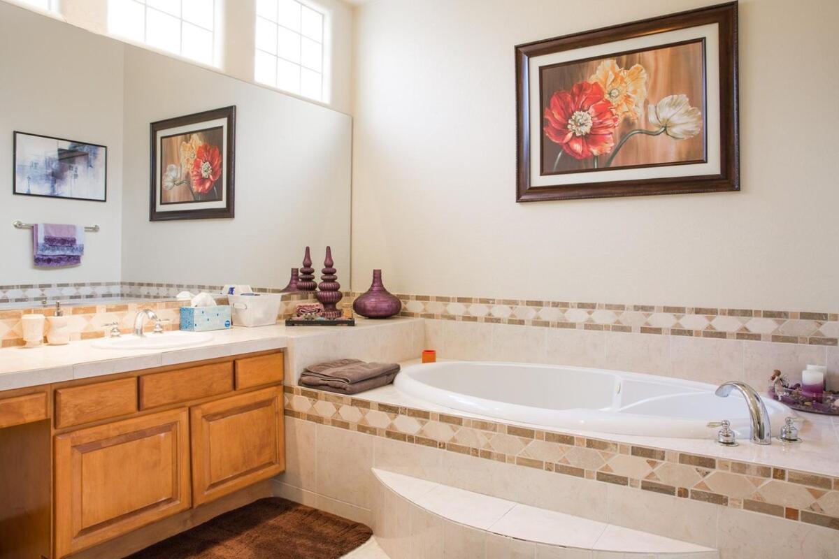 Luxury-3 Bed-two Full Master-best Location Scottsdale