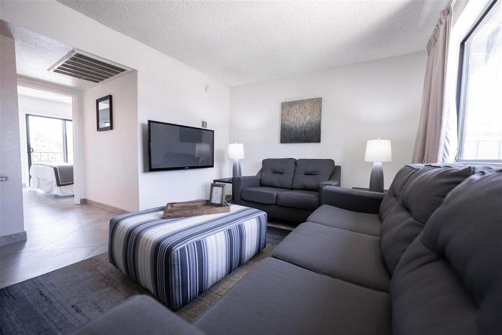 228 Fully Furnished, Wifi Included *