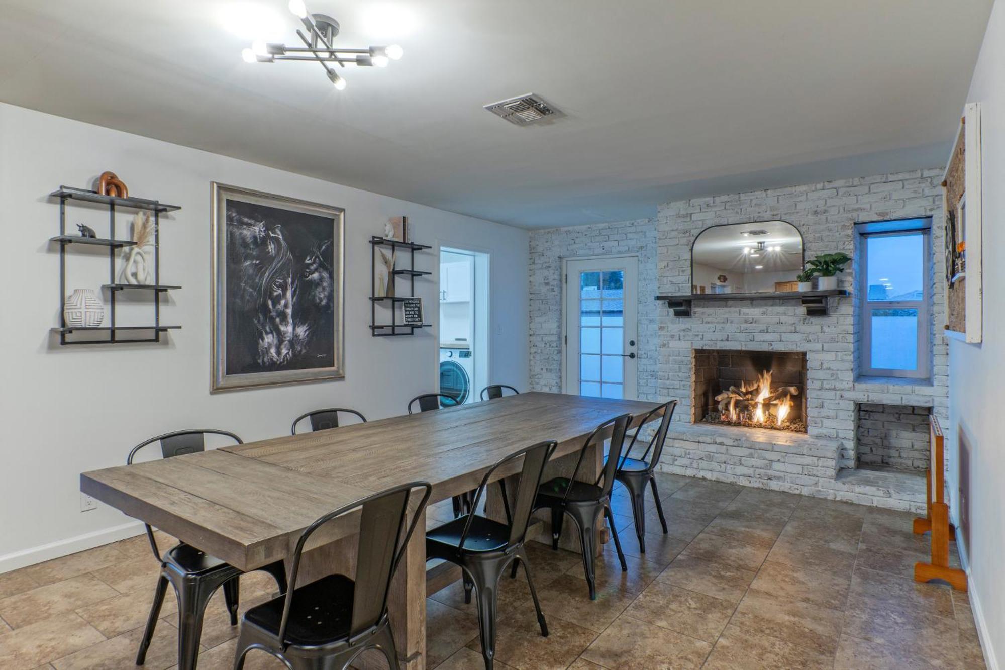 Stylish 3br Retreat With Backyard Oasis Near Old Town Holiday home Scottsdale