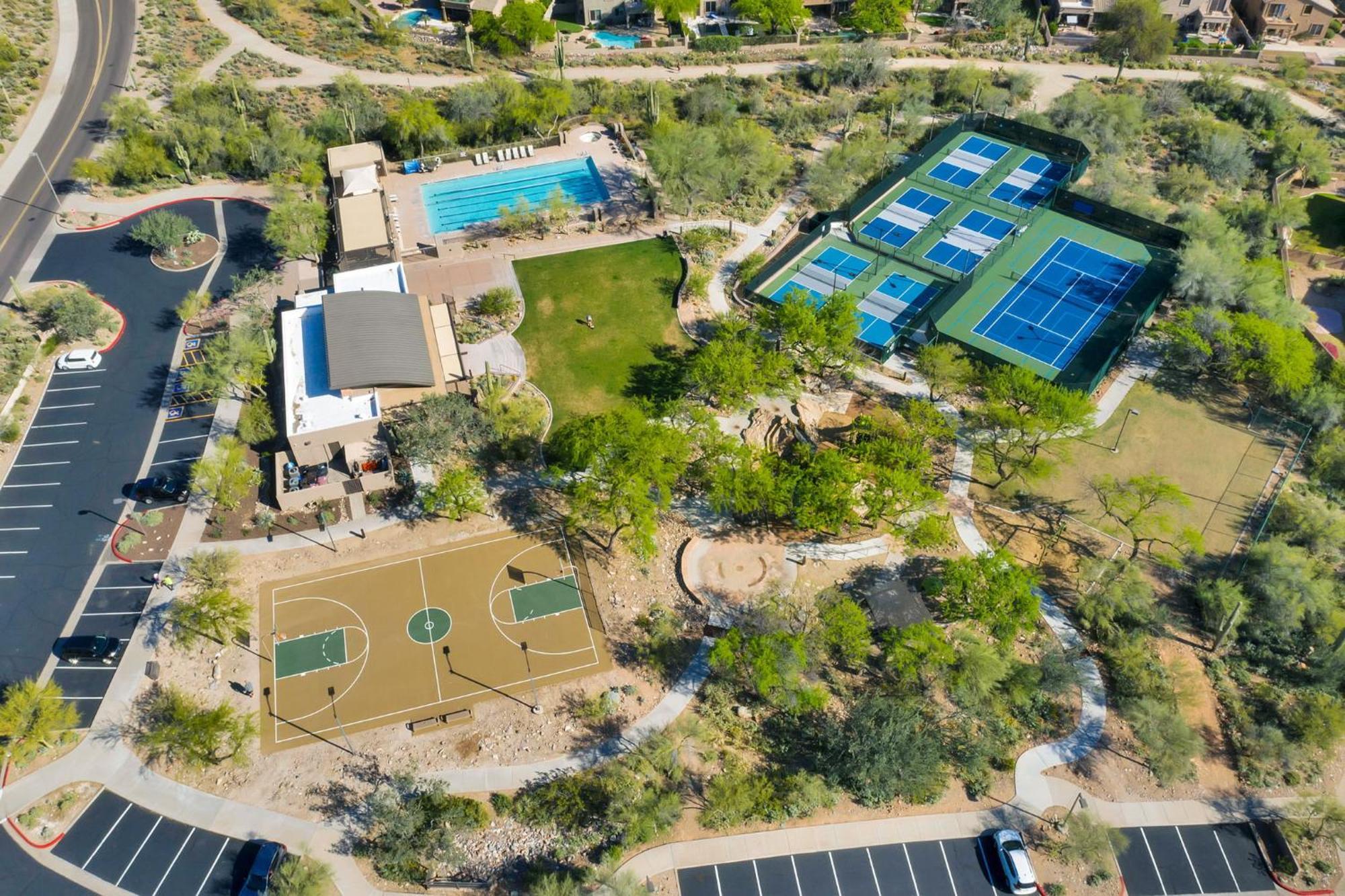 Privacy, Pickleball, Club House, Hiking, Mountains Scottsdale