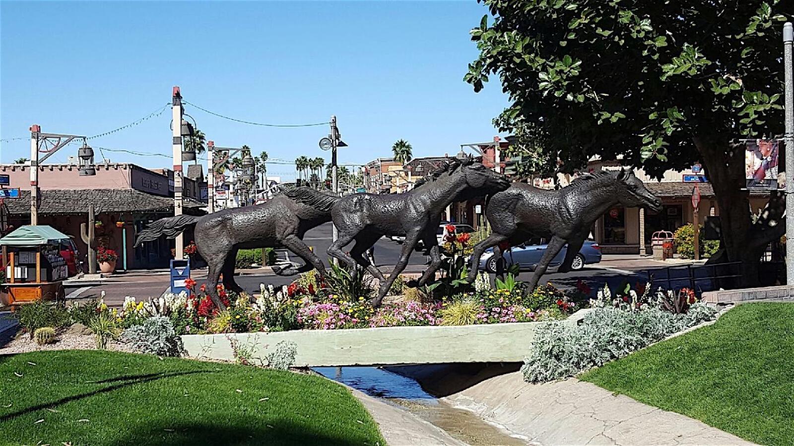 Cuatros * Scottsdale