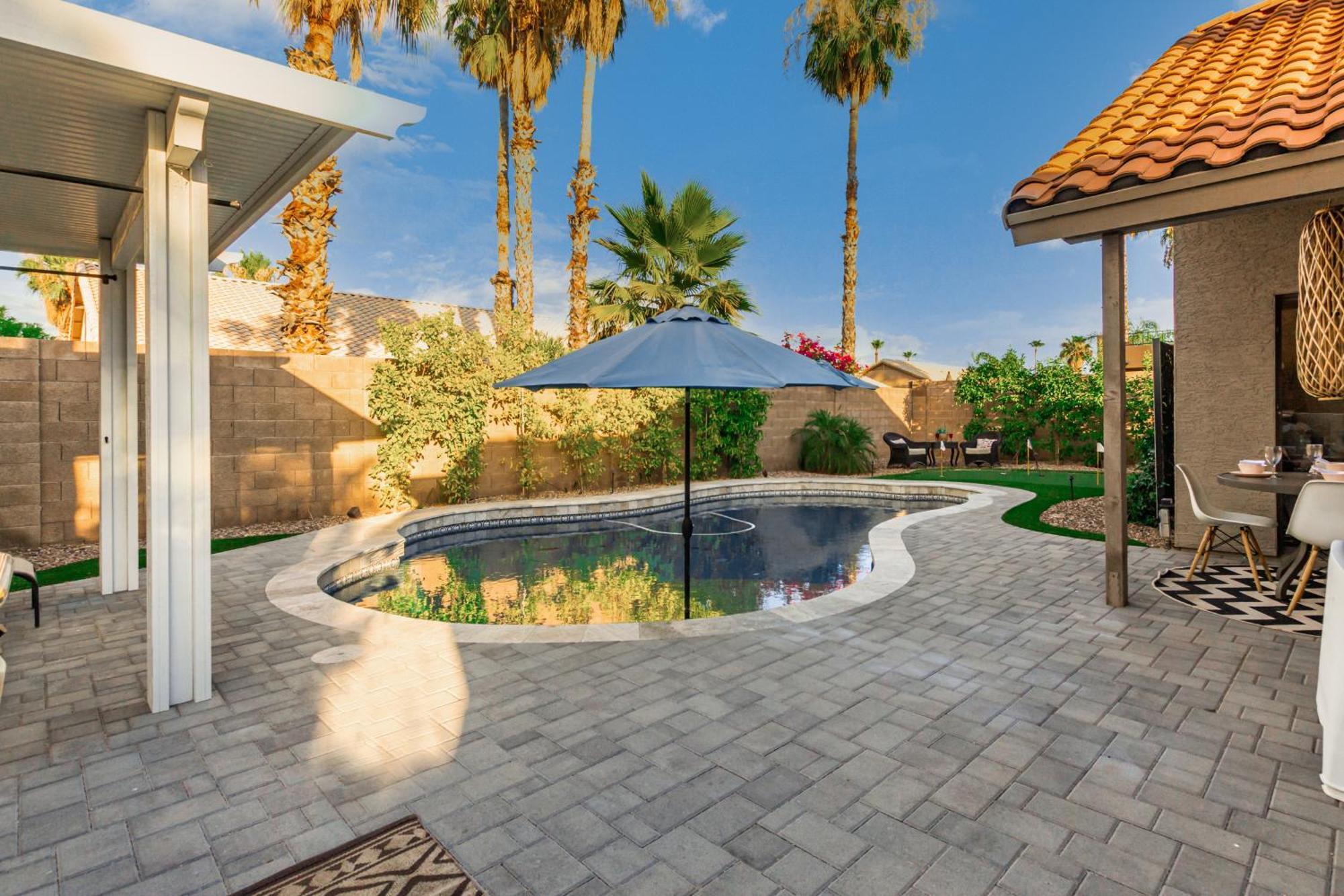 110th Holiday home