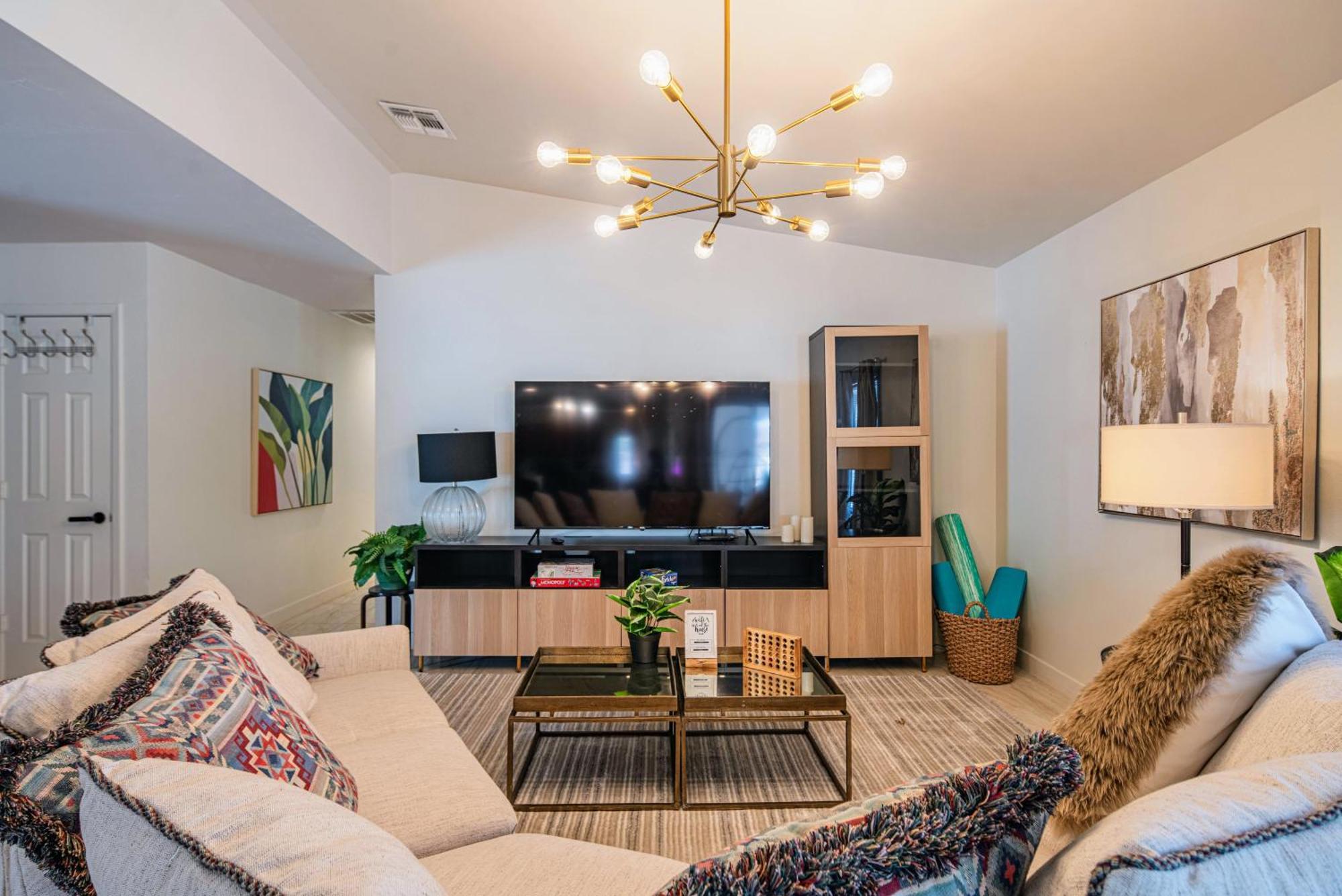 Spacious With Pool, Golf, Game Room, And Two Master