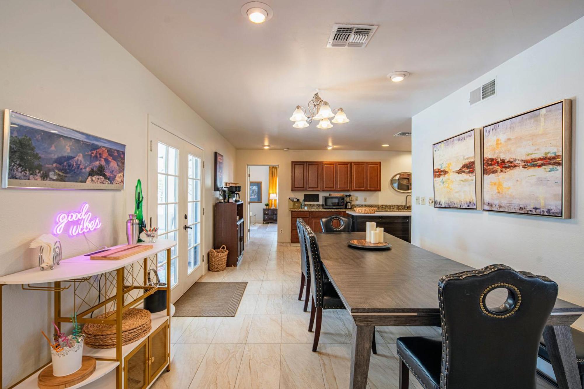 Spacious With Pool, Golf, Game Room, And Two Master Holiday home