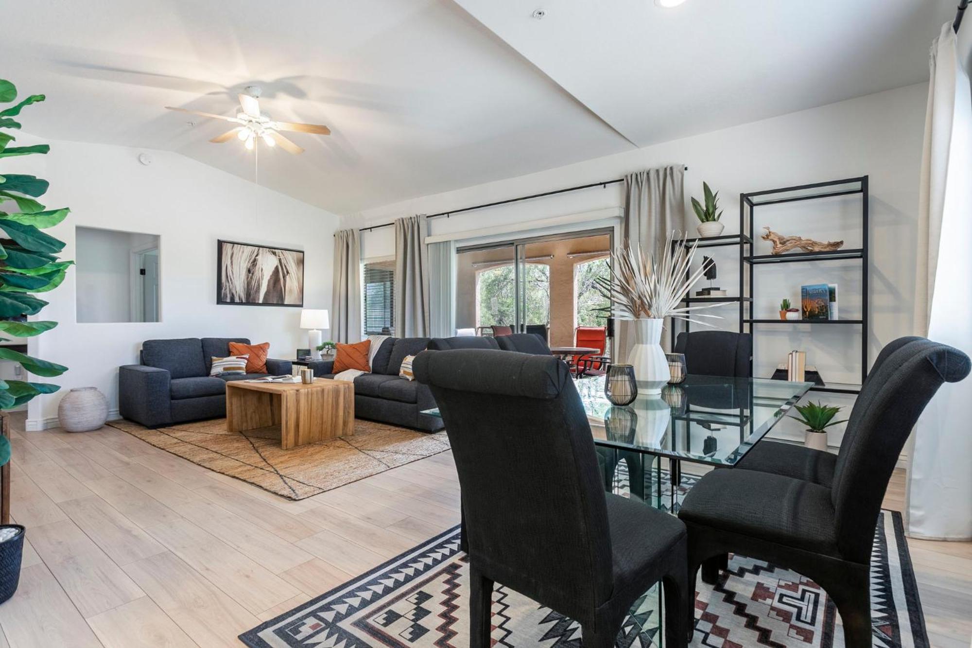 94th St Holiday home *