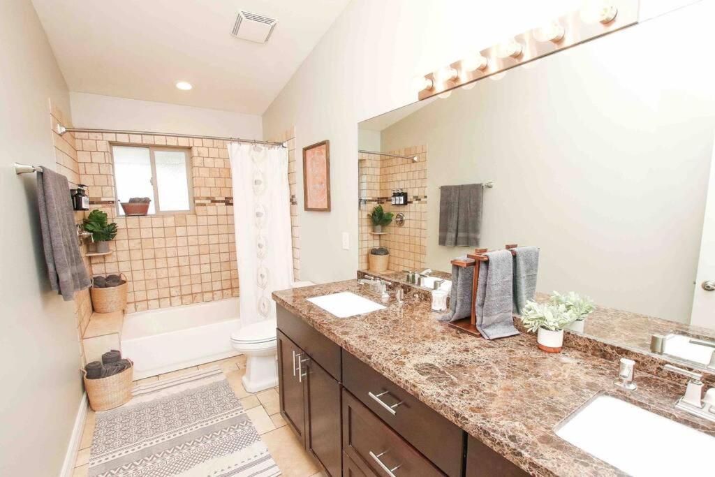 Scottsdale Farmhouse * Scottsdale