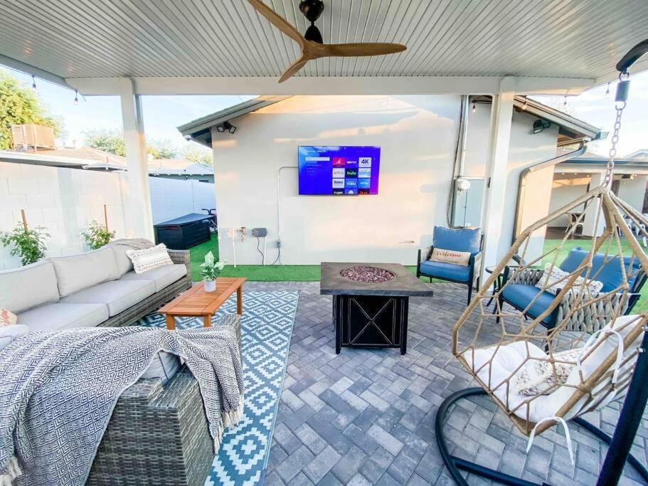 Scottsdale Farmhouse * Scottsdale