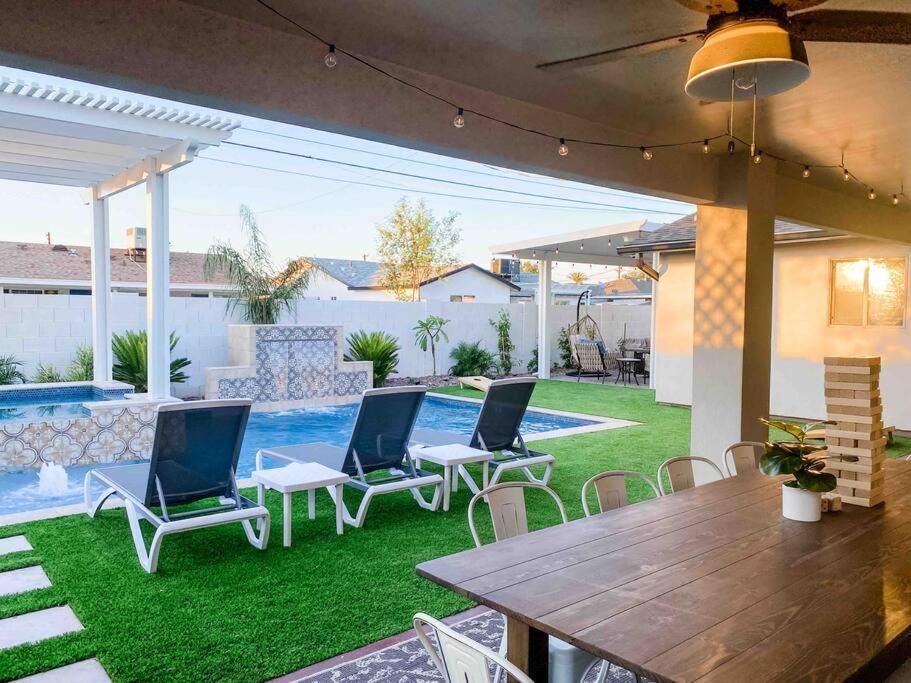 Scottsdale Farmhouse *