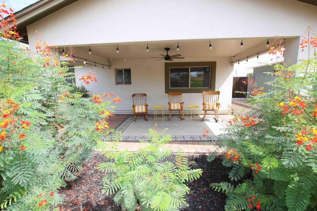 Scottsdale Farmhouse *