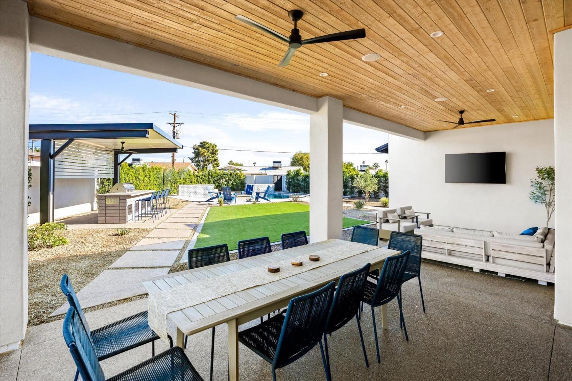 Luxe Villa, Private Pool Putting And Bbq * Scottsdale