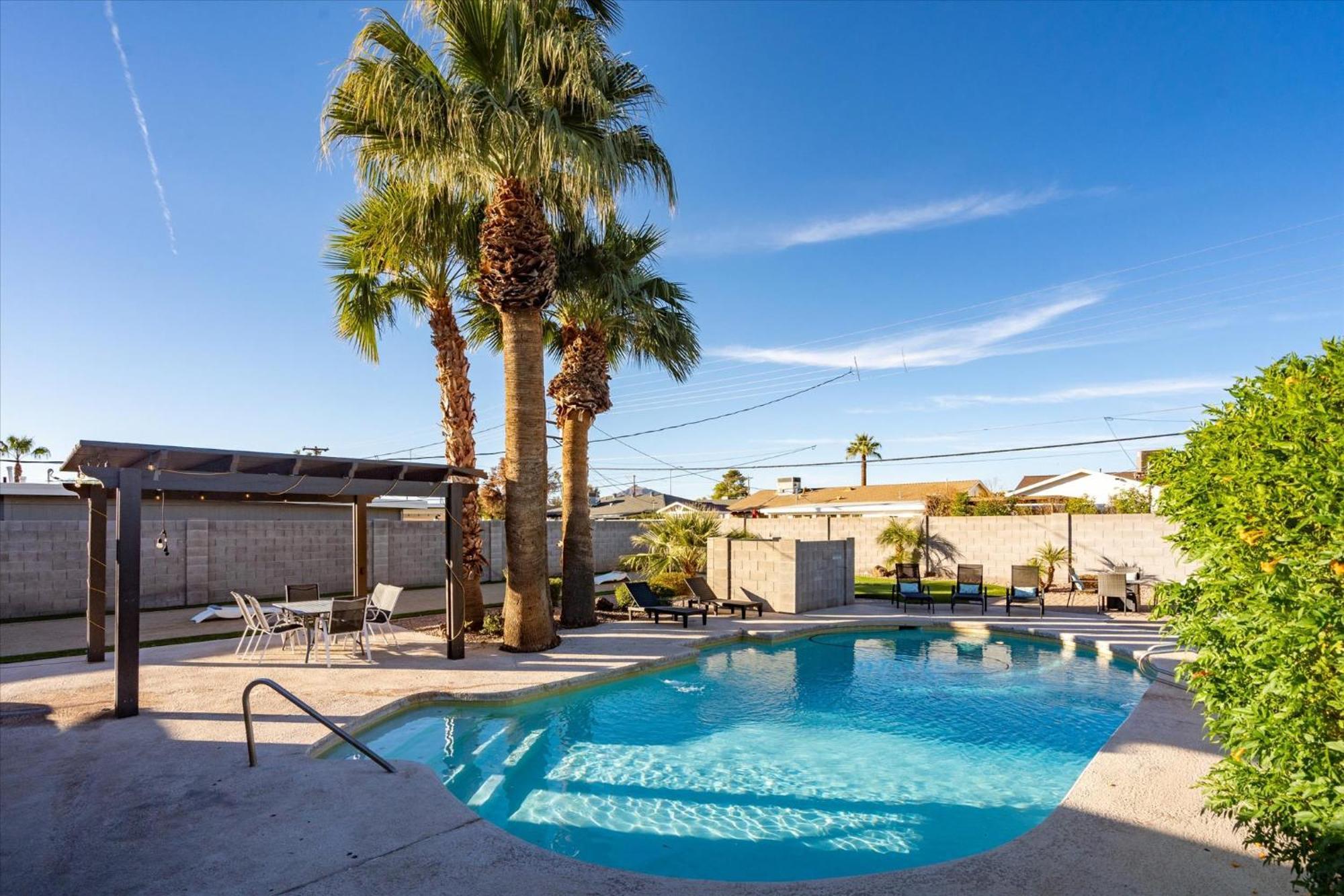 Holiday home Find Me Under The Palms Scottsdale