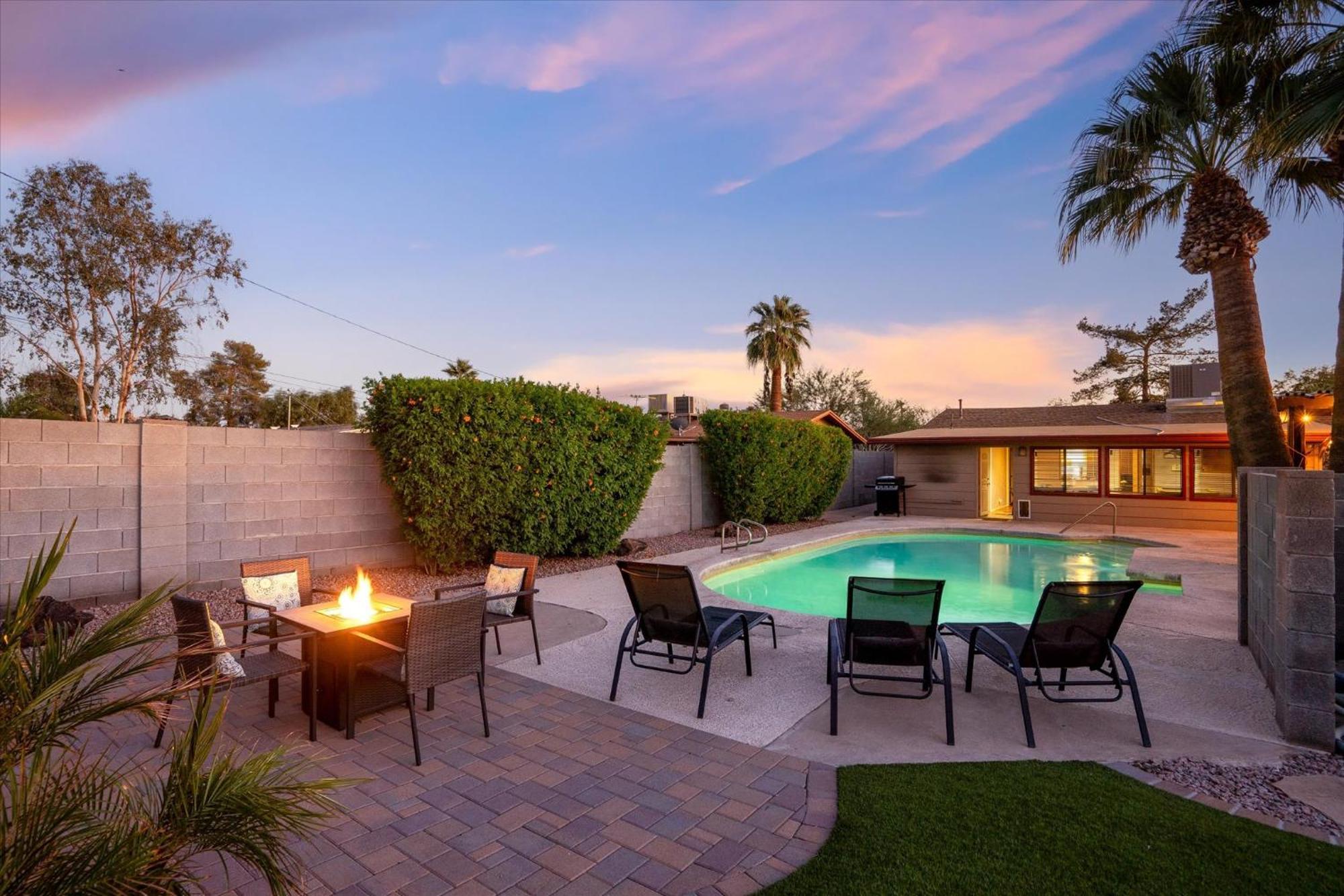 Find Me Under The Palms * Scottsdale