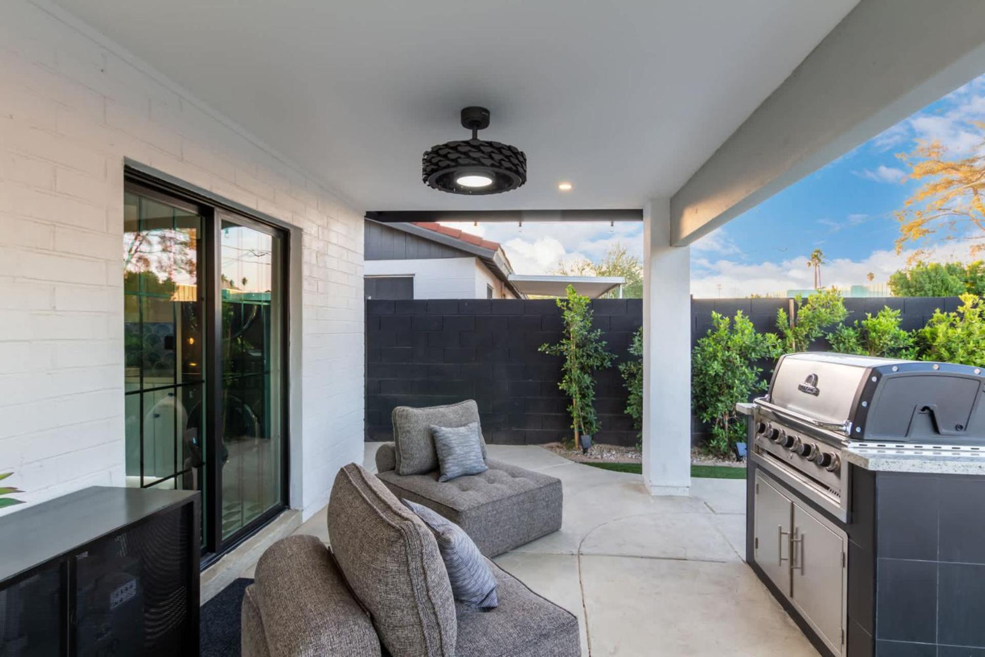 The Sundancer Custom Retreat Holiday home *