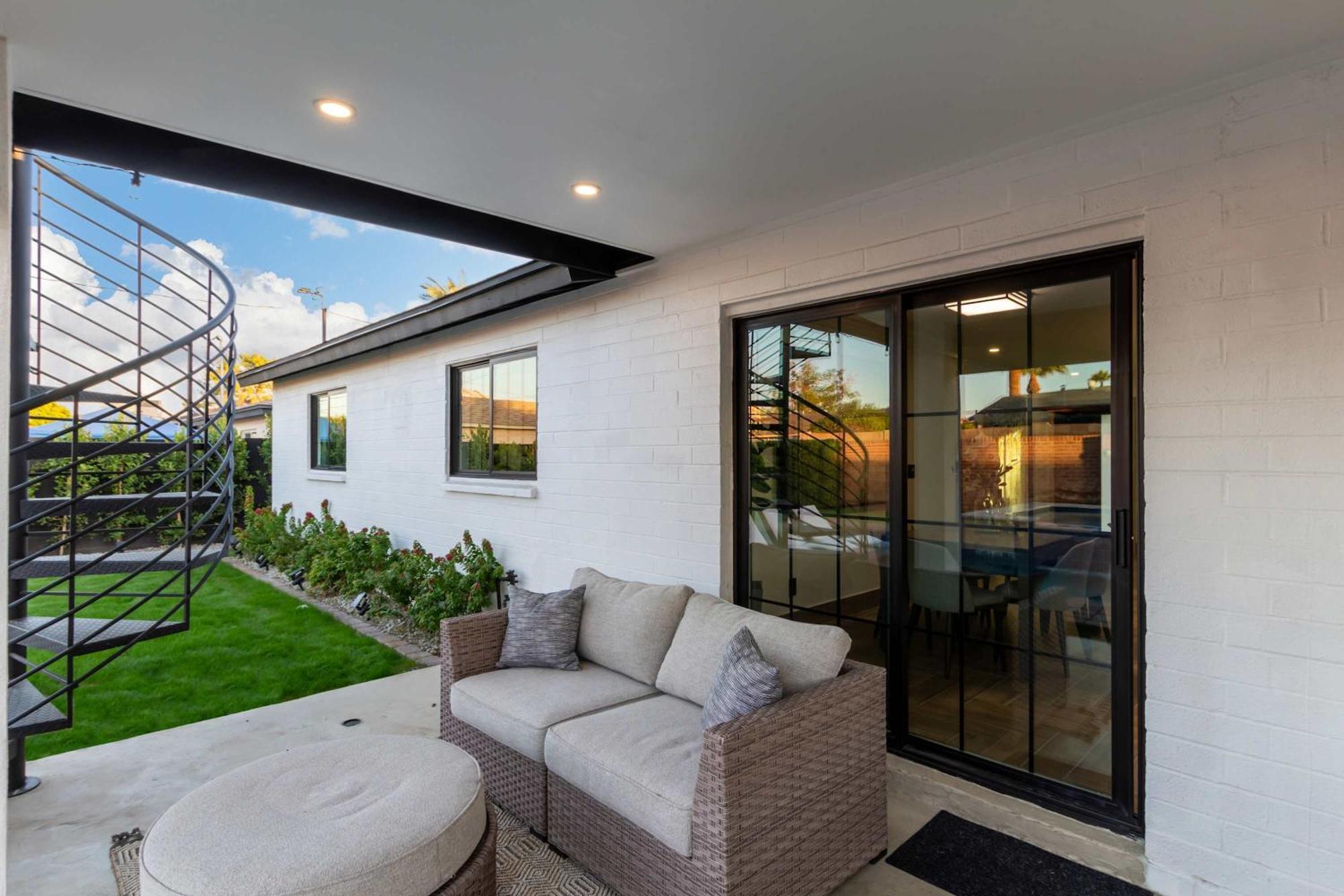 The Sundancer Custom Retreat