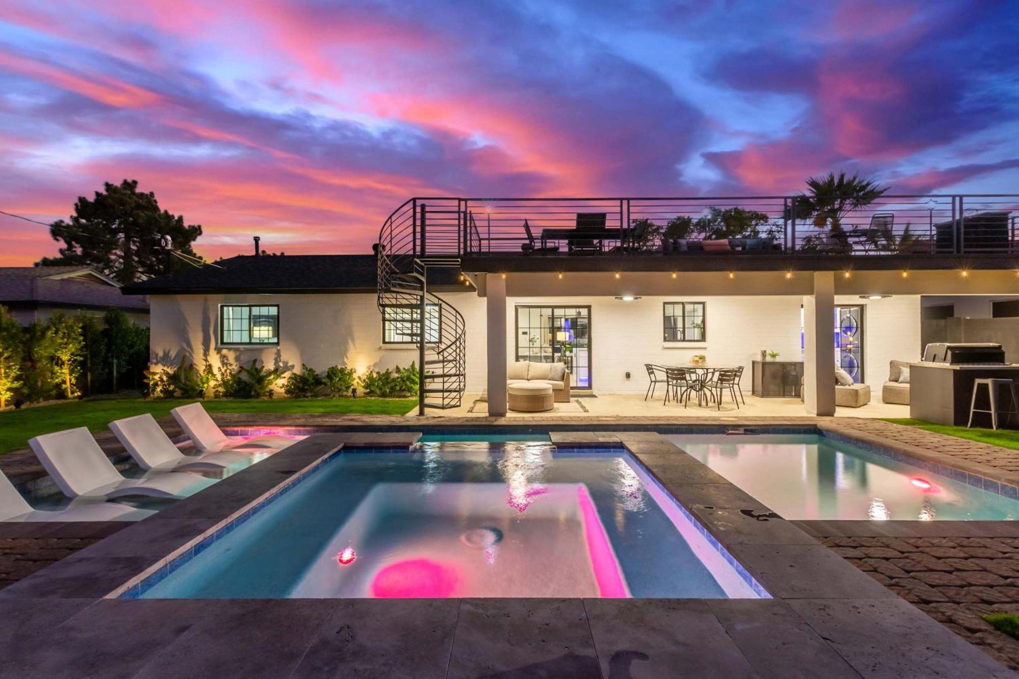 The Sundancer Custom Retreat Holiday home Scottsdale