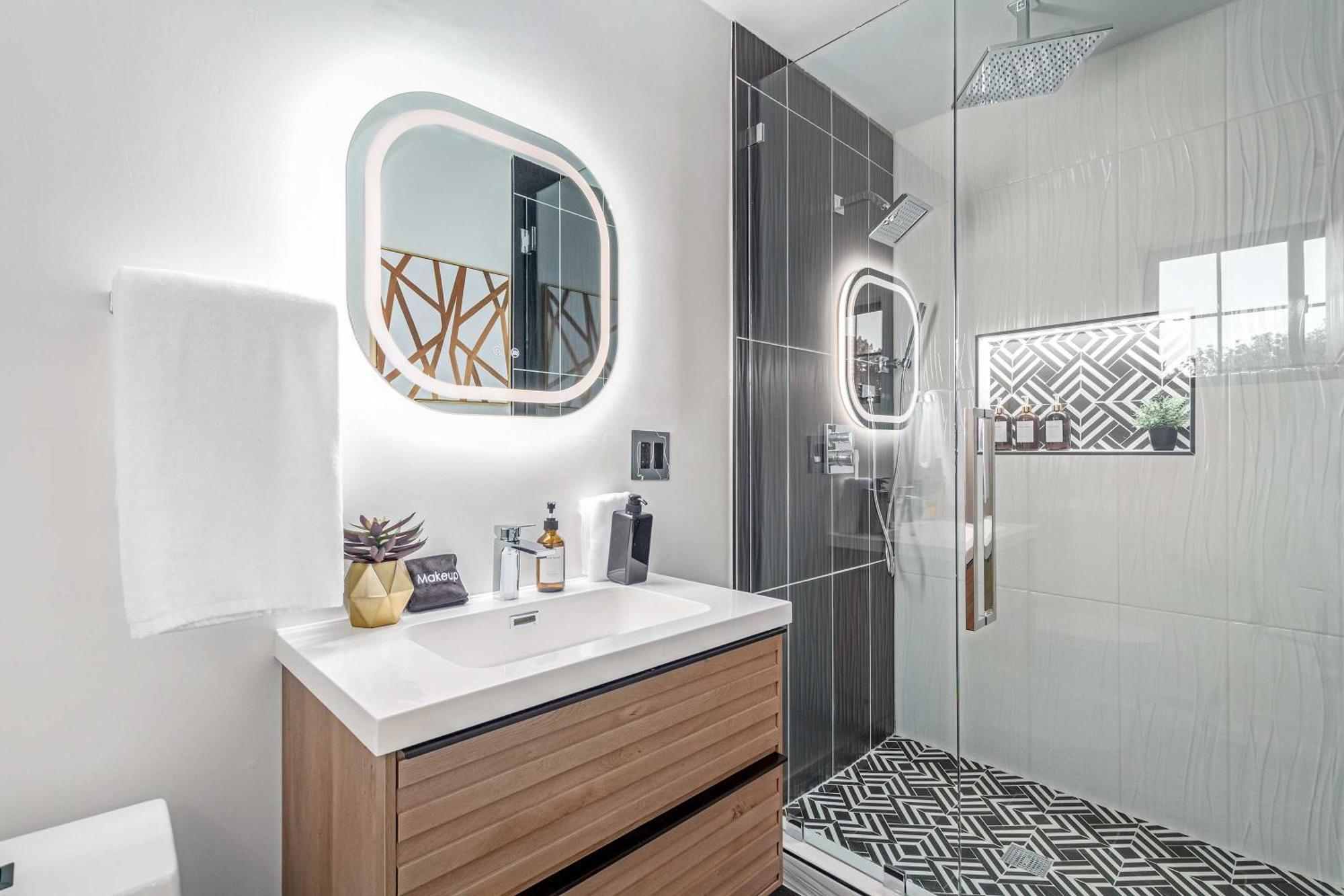 The Sundancer Custom Retreat Scottsdale