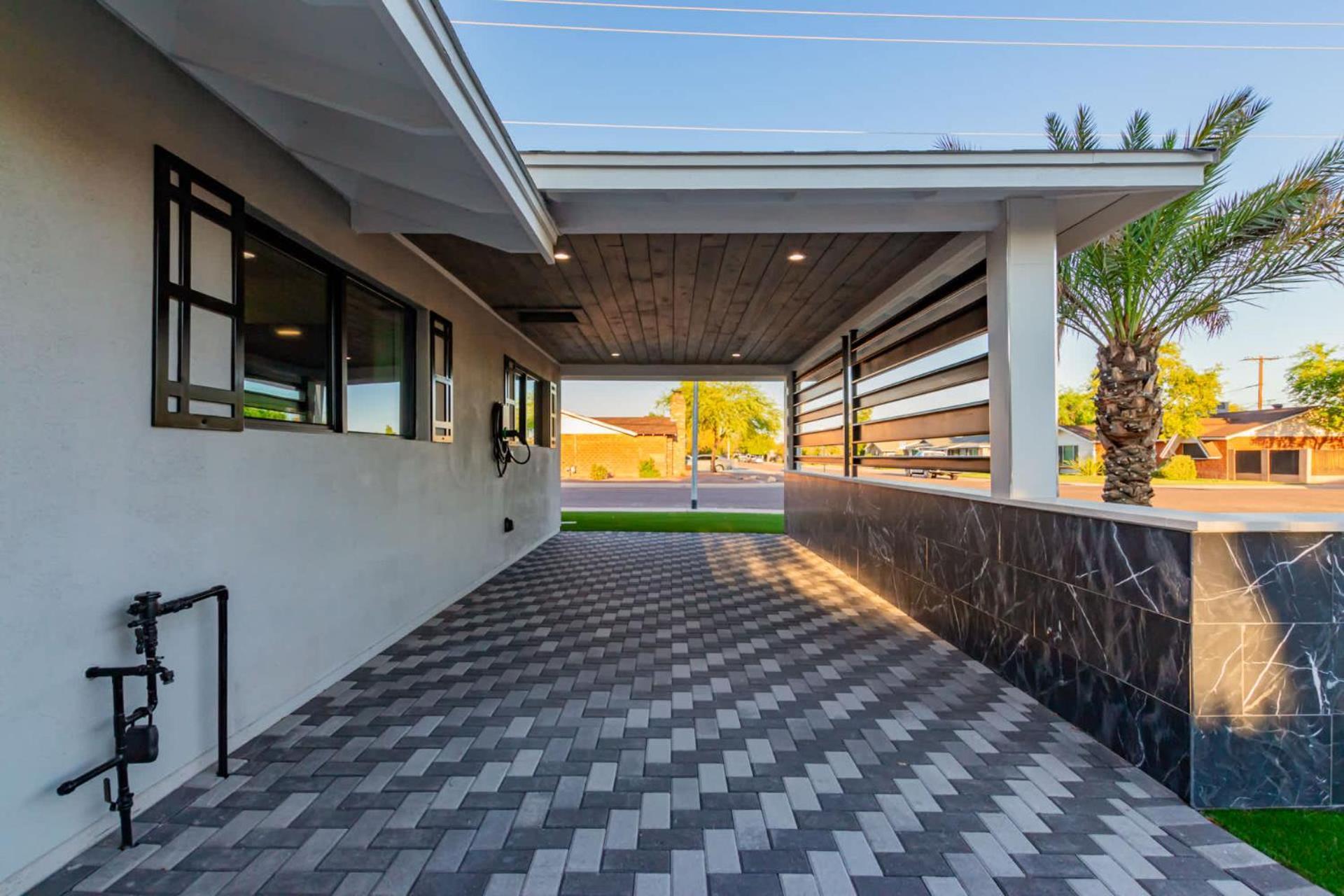 Holiday home The Kensington Custom Retreat *