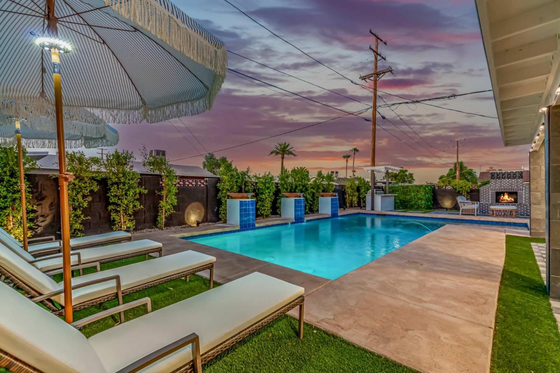 The Kensington Custom Retreat Holiday home *