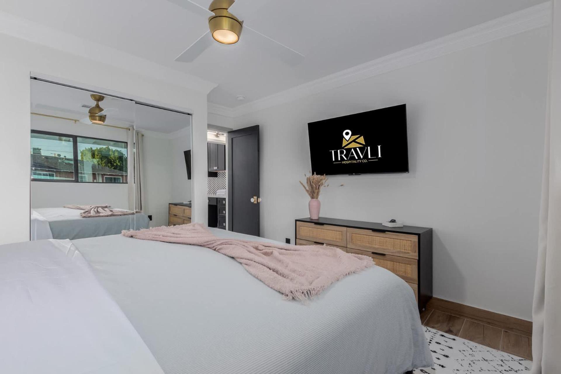 The Kensington Custom Retreat *