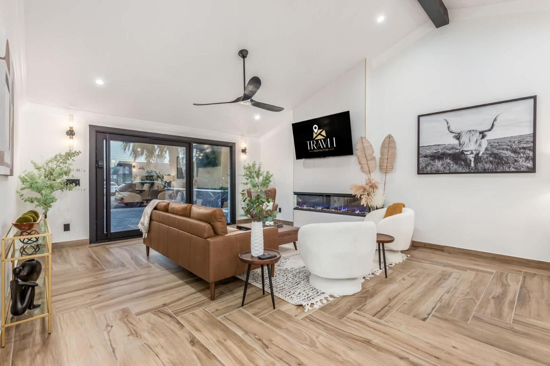 The Kensington Custom Retreat *