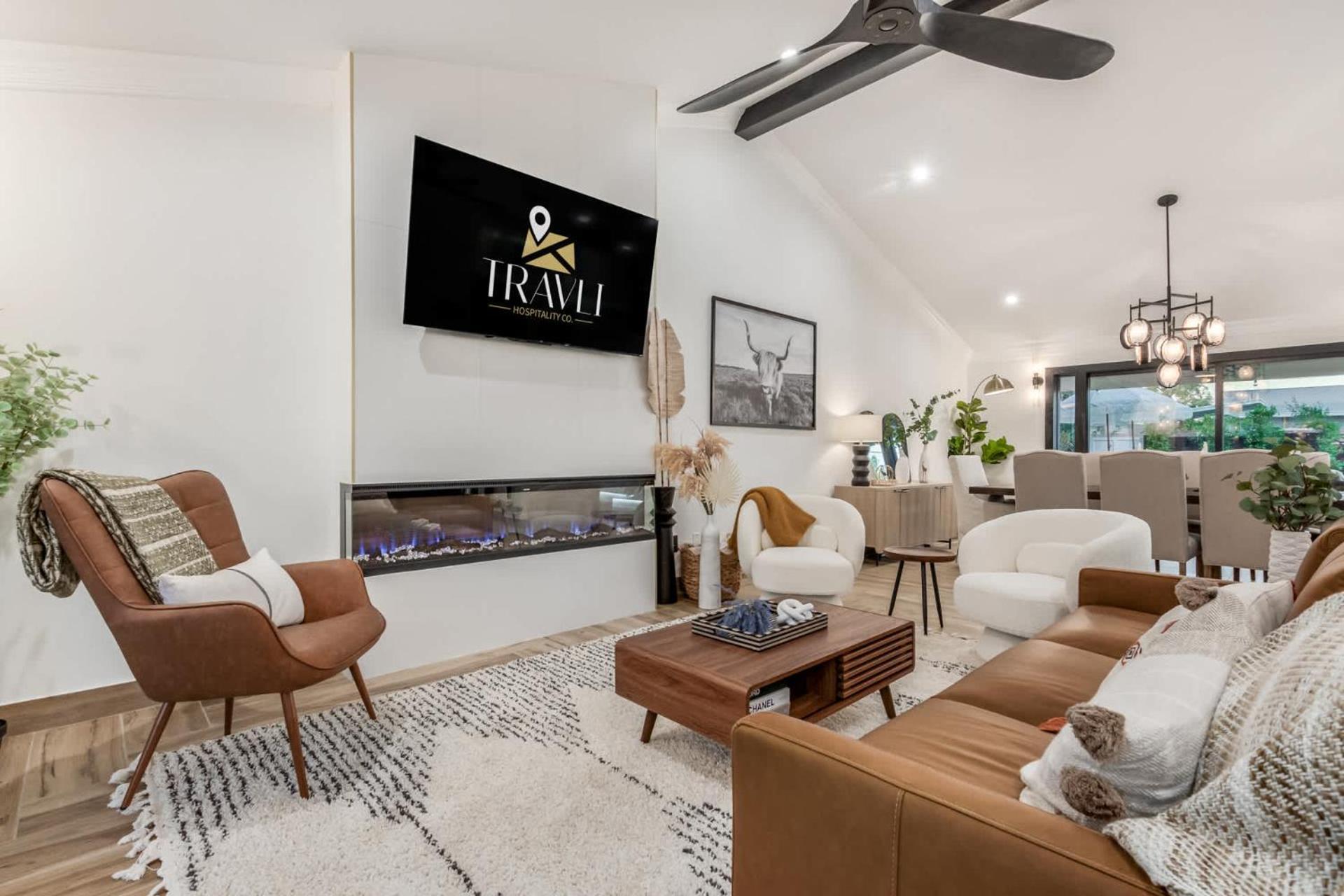 The Kensington Custom Retreat *