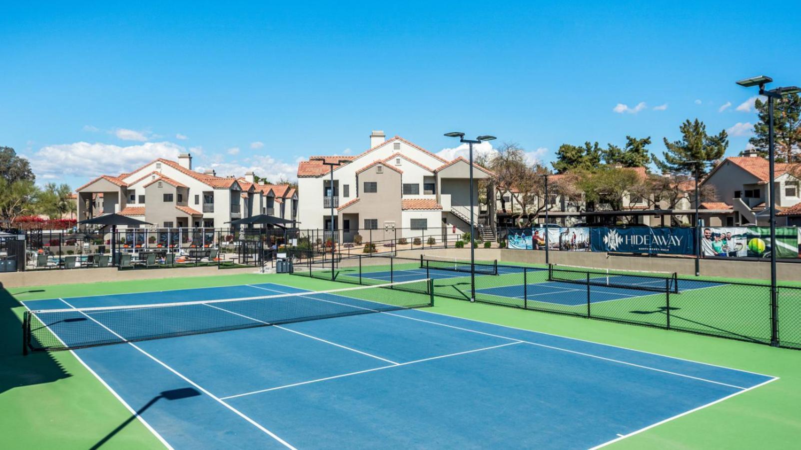 Pet-friendly Pool Basketball Court Apartment