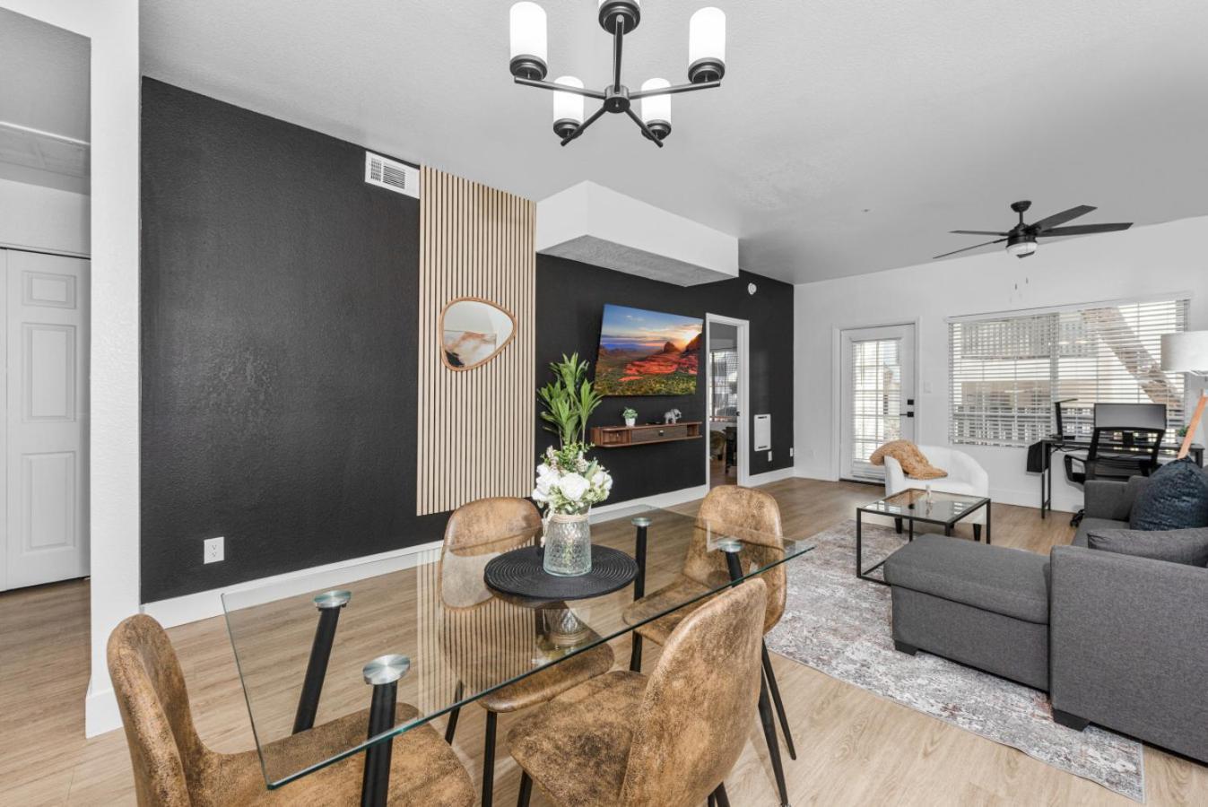 Apartment Retreat Pools Gym Hot Tub Yoga *