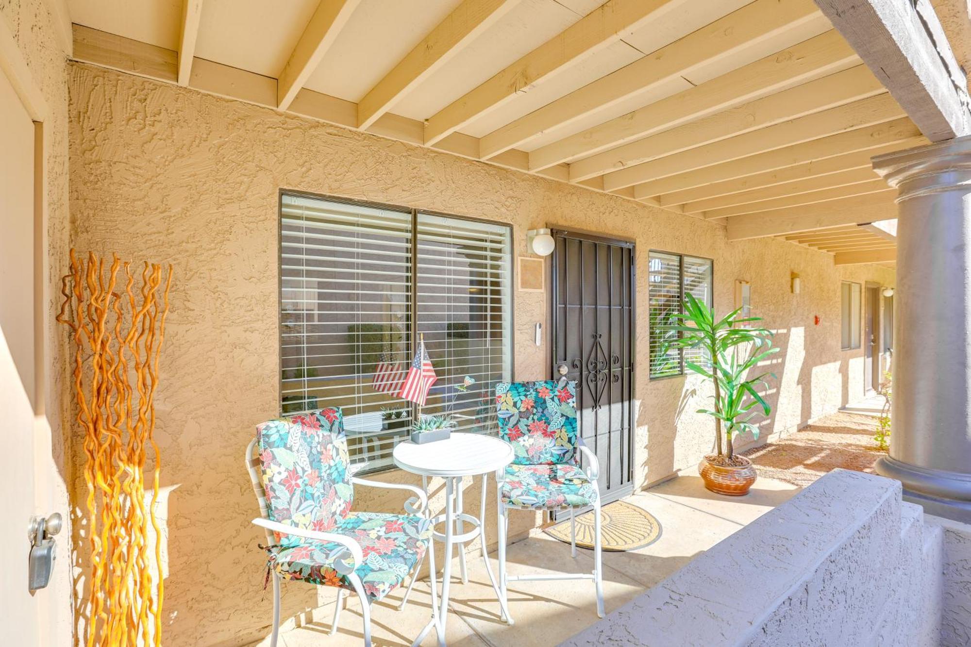 Pool And Hot Tub Access Cozy In Scottsdale!